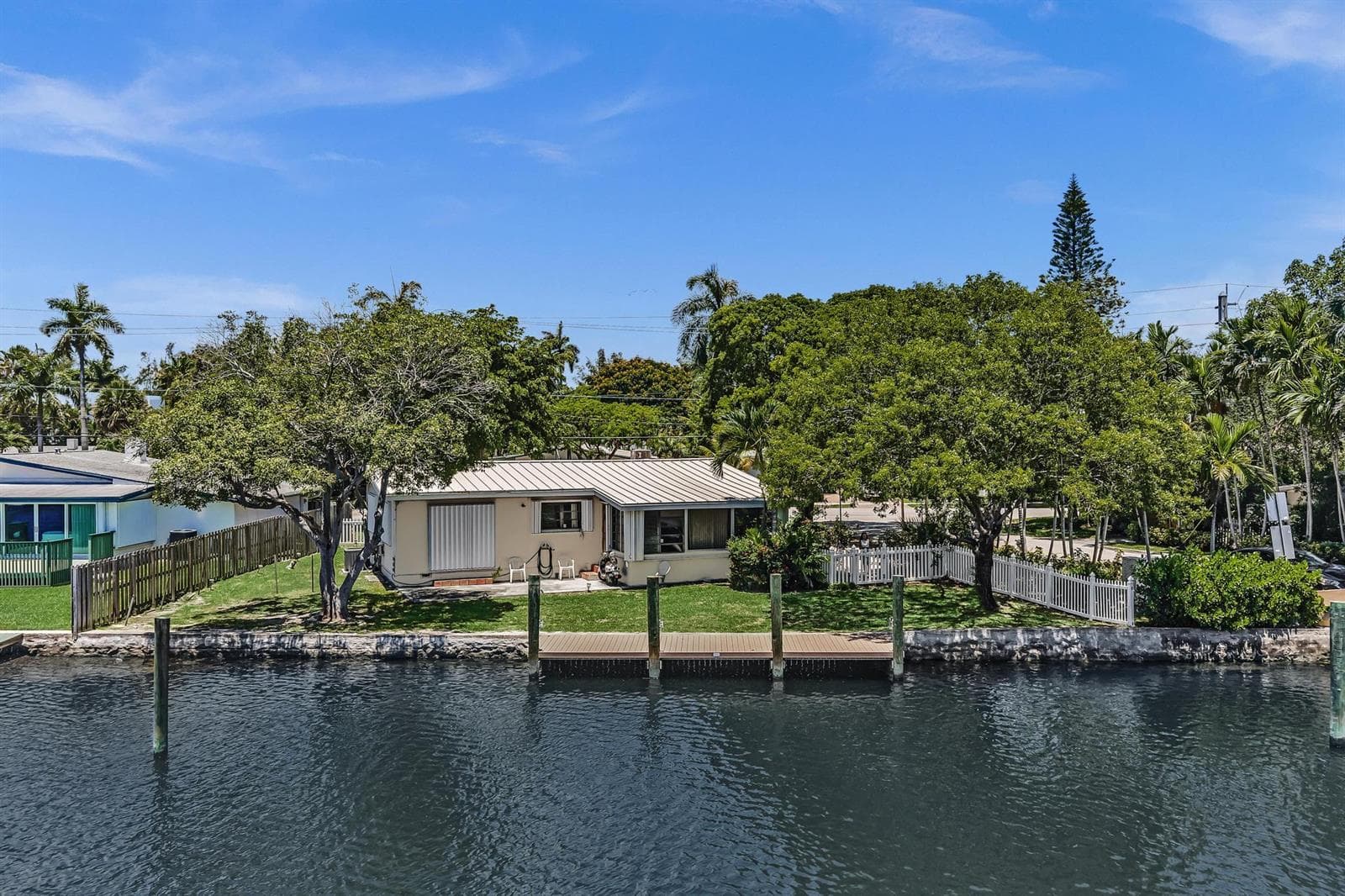 1300 Cordova Road photo 6