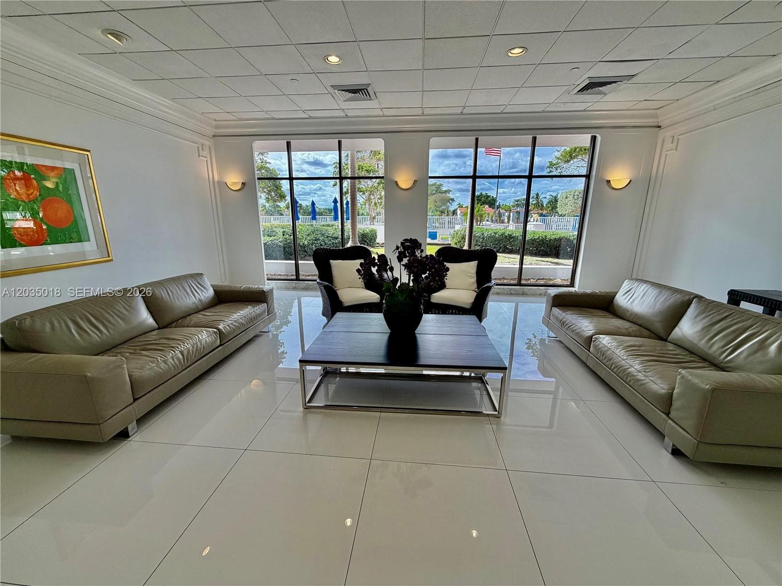 5700 Collins Ave 14M photo 2