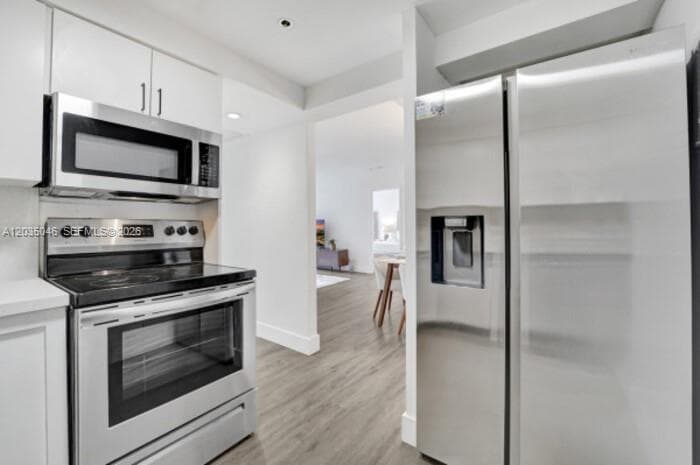 5225 Collins Ave 1606 photo 11