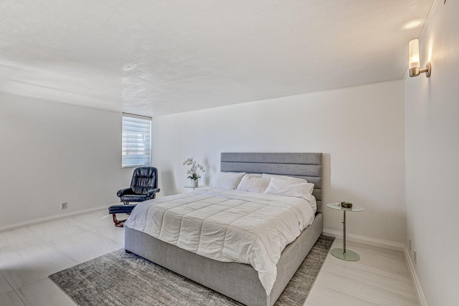 5280 N Ocean Drive 12f photo 23