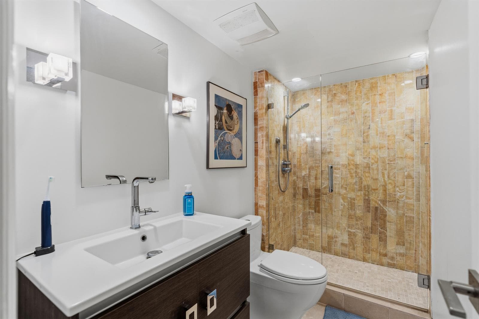 3050 NE 47th Court 107 photo 9