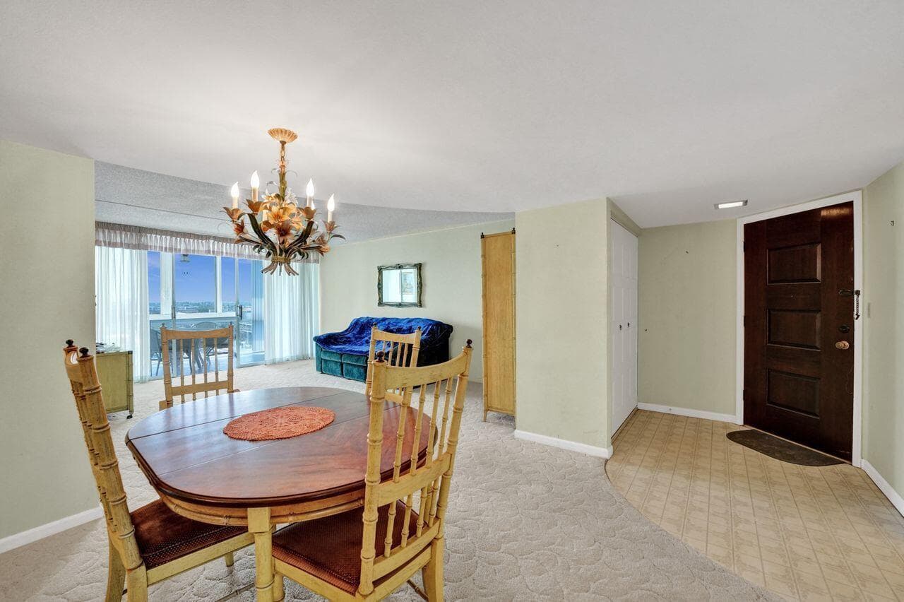301 Lake Shore Drive 809 photo 11