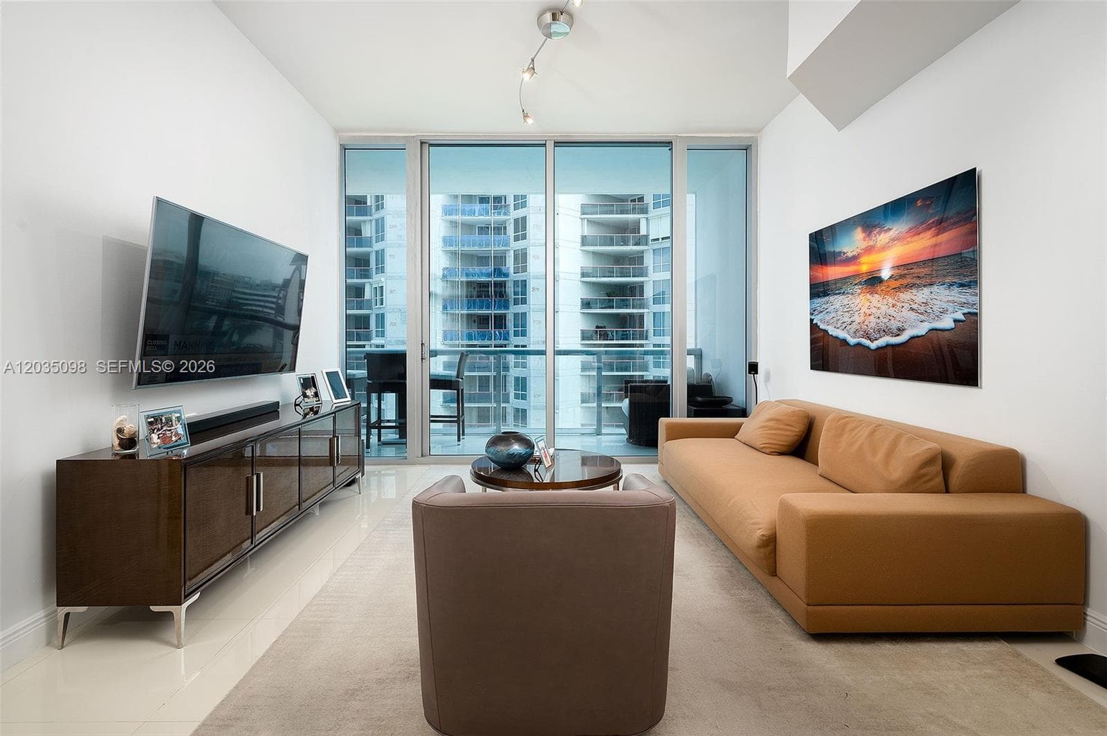 6799 Collins Ave 510 photo 2