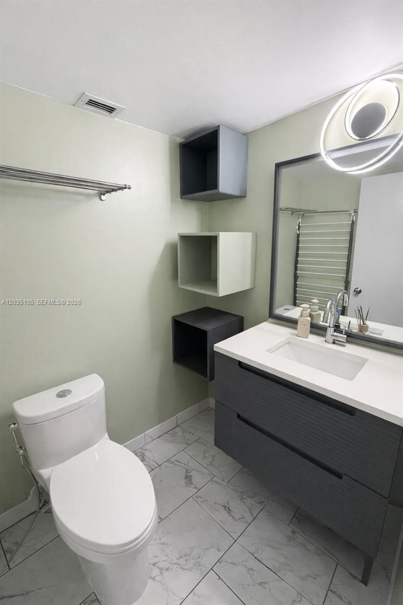 3800 S Ocean Dr 1623 photo 6