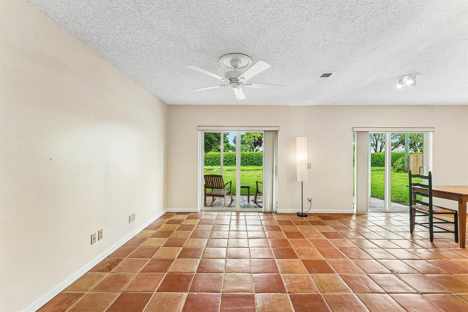 3150 Pinehurst Drive photo 6