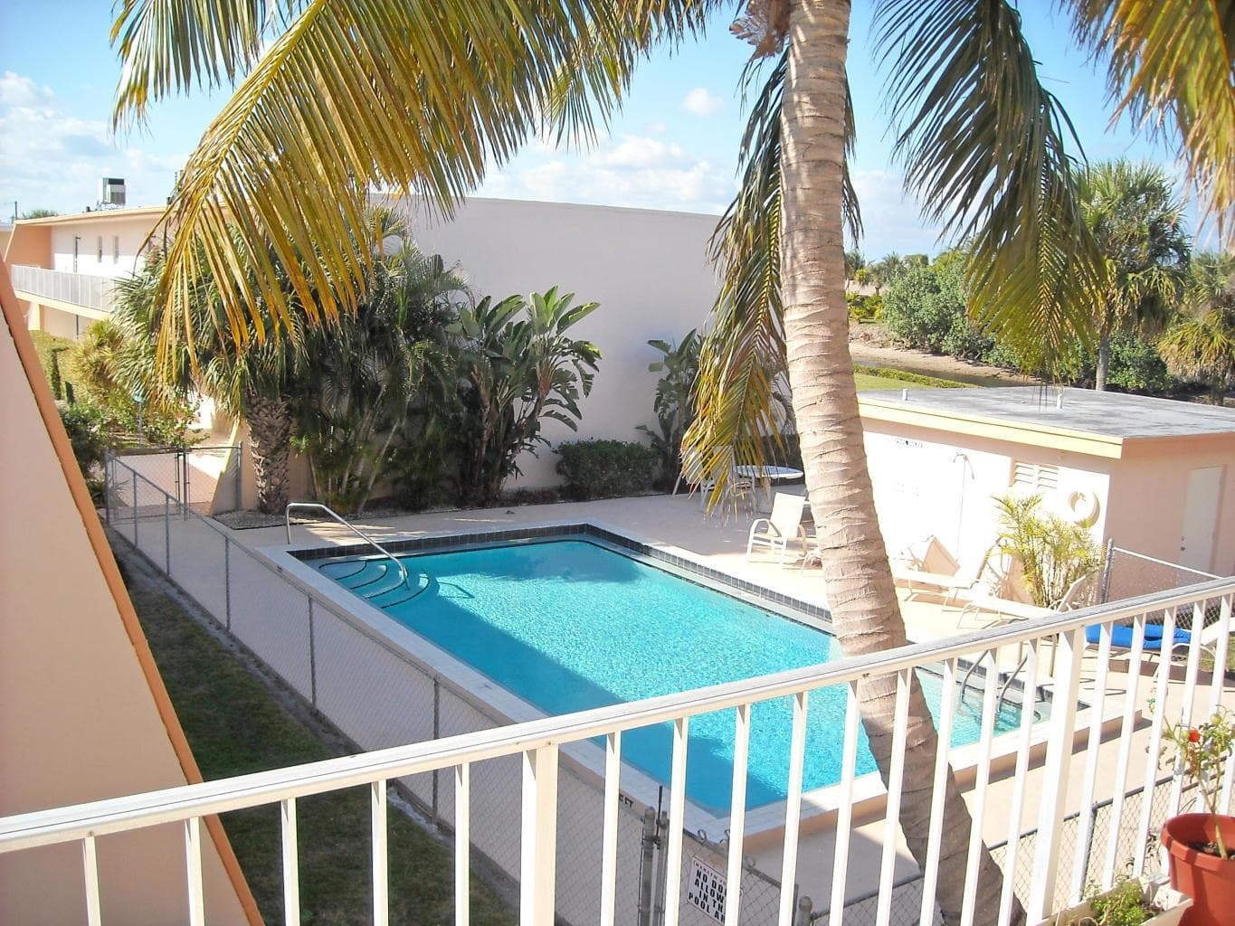 725 Hummingbird Way 210 photo 2