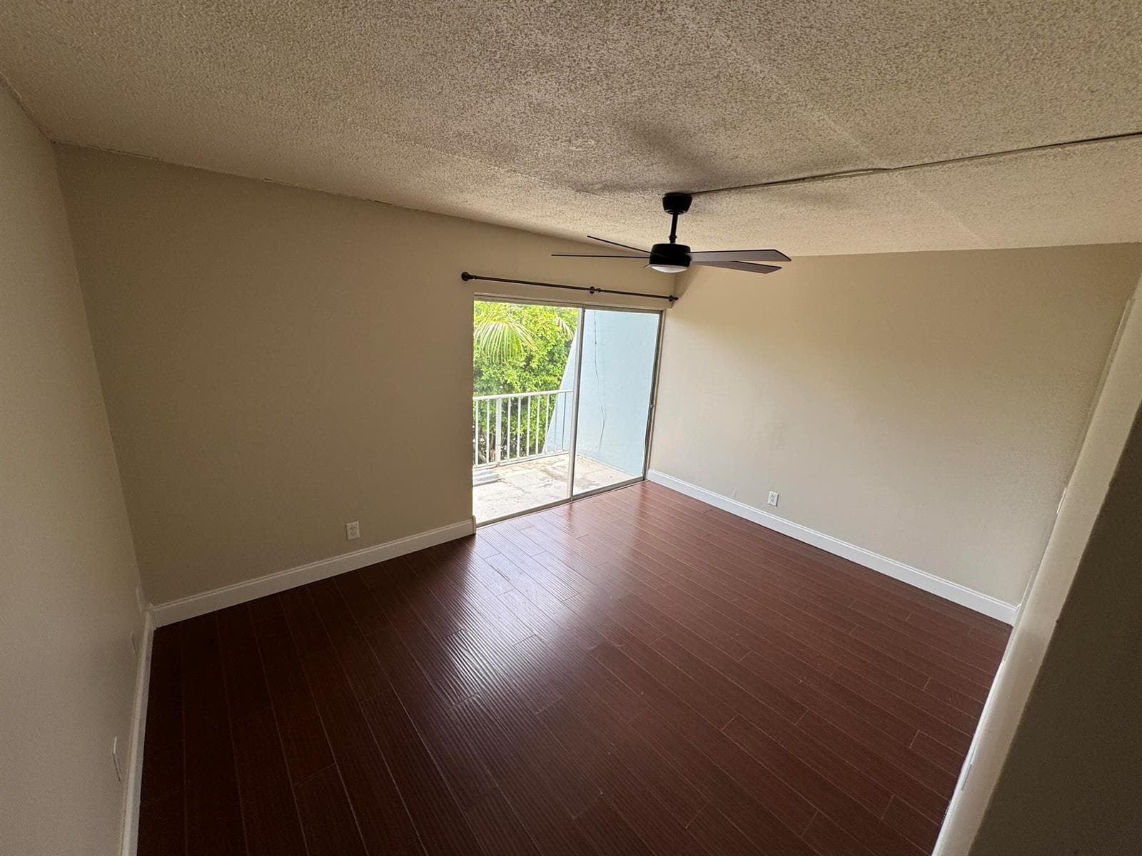 725 Hummingbird Way 210 photo 18