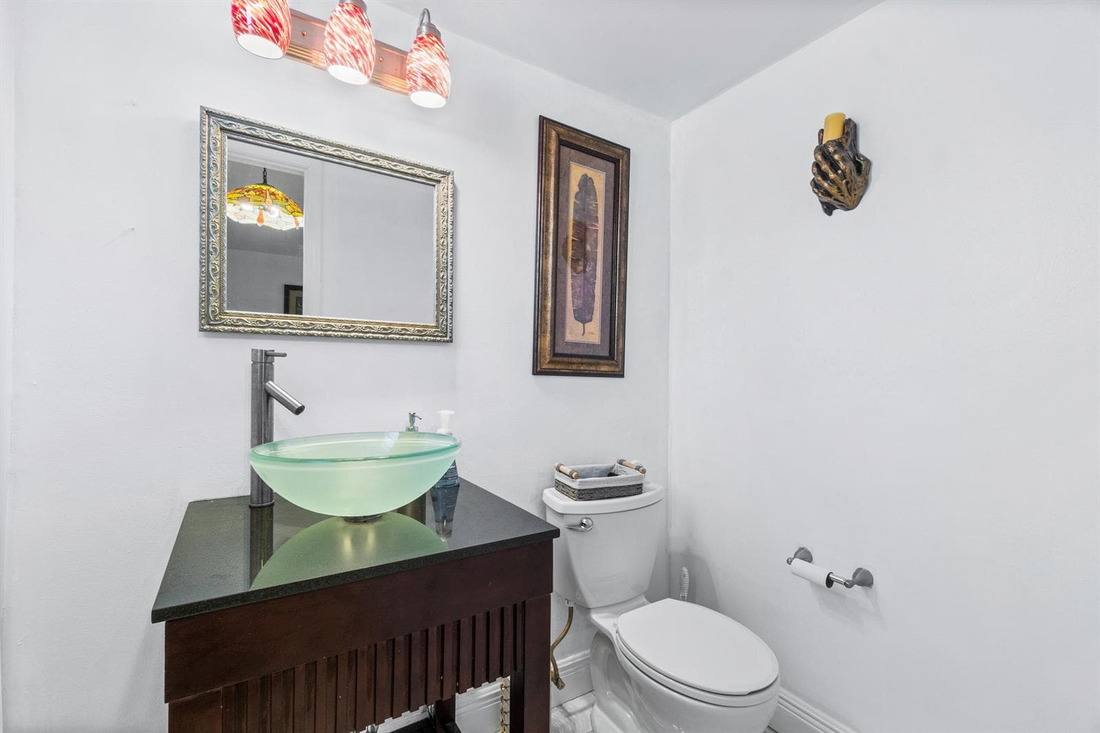 658 NE 6th Court E E photo 14