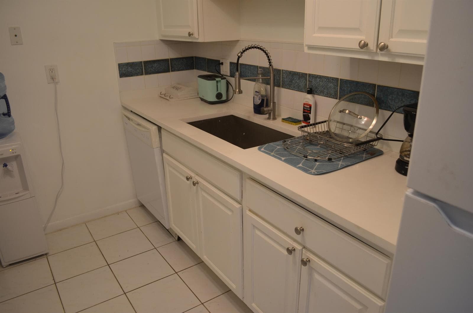 658 NE 6th Court E E photo 15