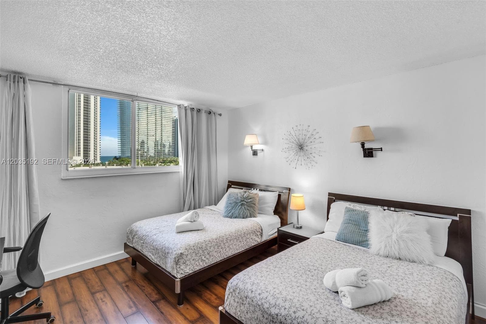19370 Collins Ave 823 photo 14