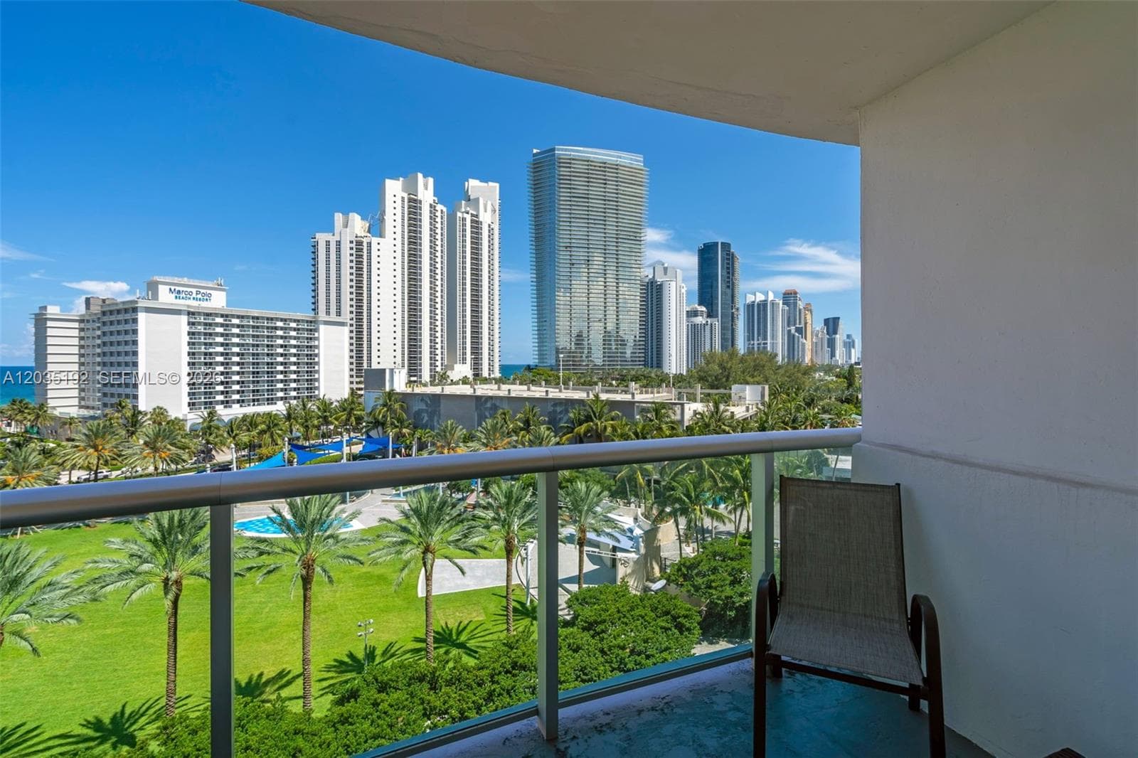 19370 Collins Ave 823 photo 18