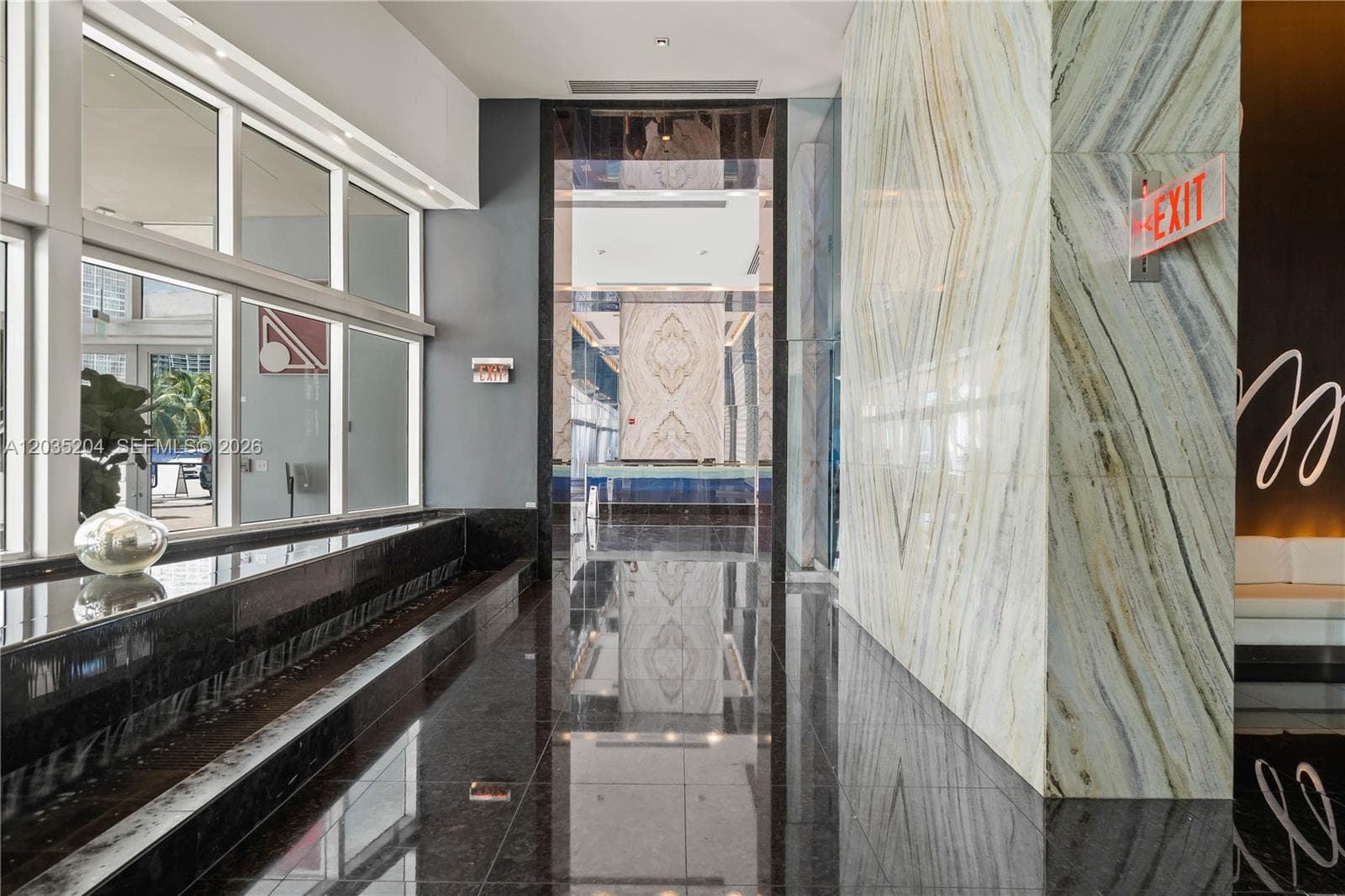 335 S Biscayne Blvd 3108 photo 11