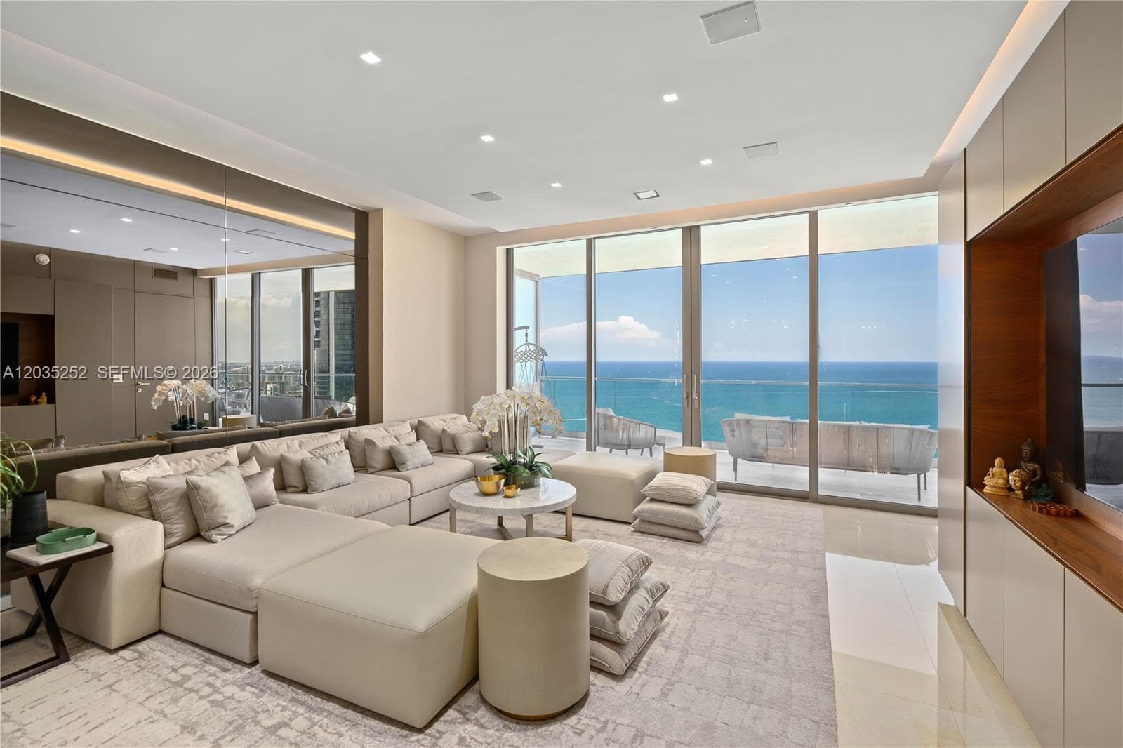 18975 Collins Ave 3603 photo 3