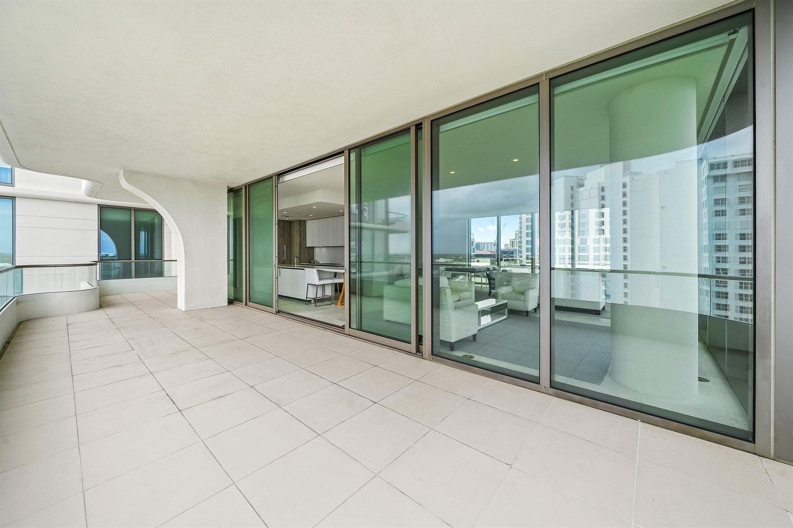 200 Arkona Court photo 10