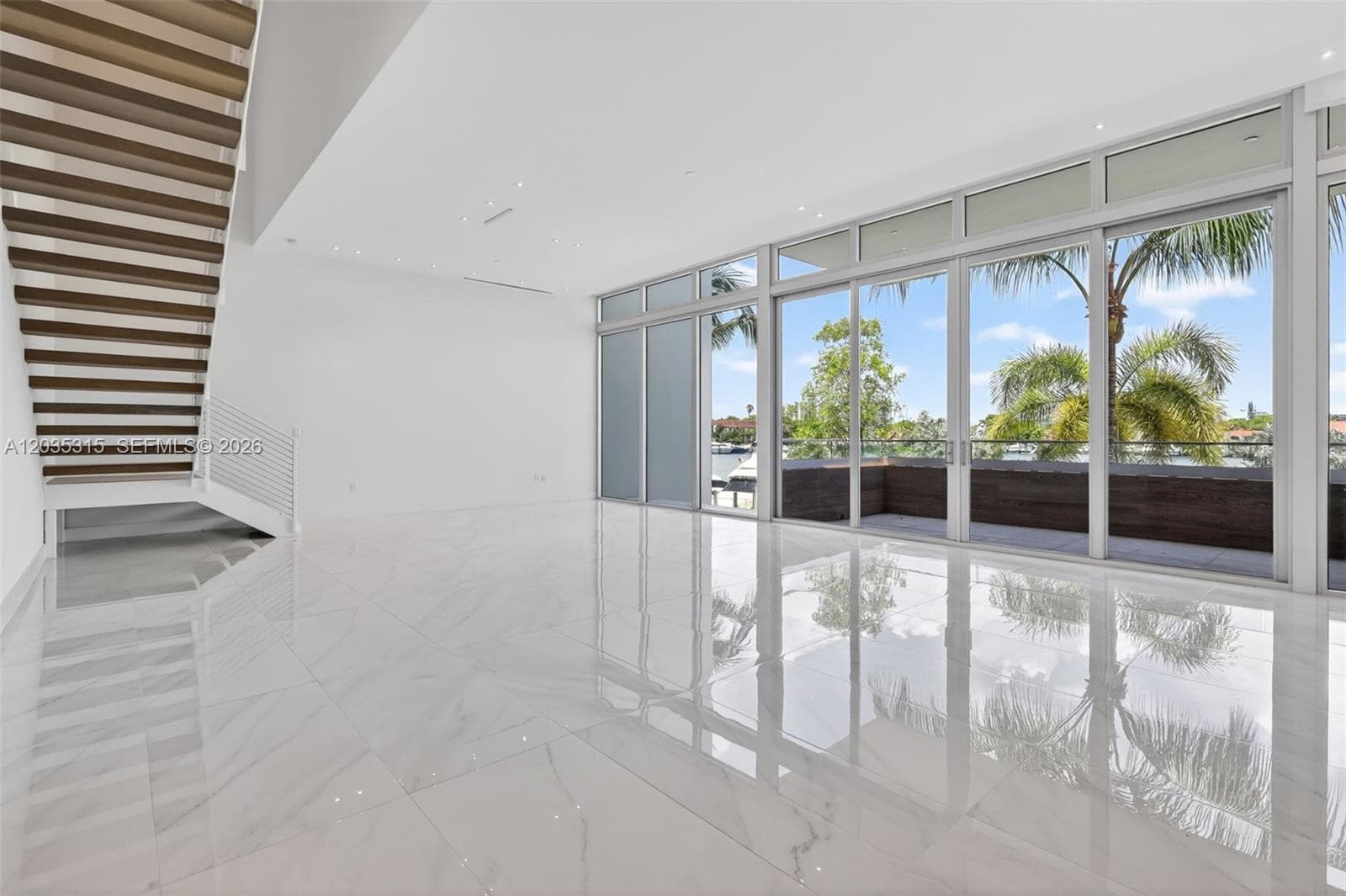 3750 Yacht Club Dr TH5 photo 17