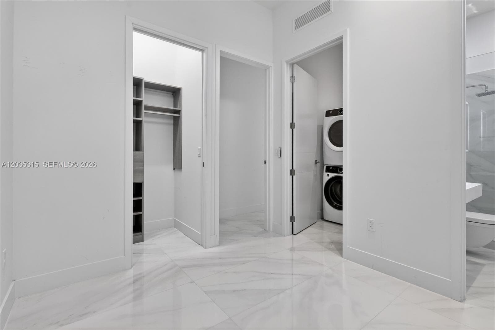3750 Yacht Club Dr TH5 photo 25
