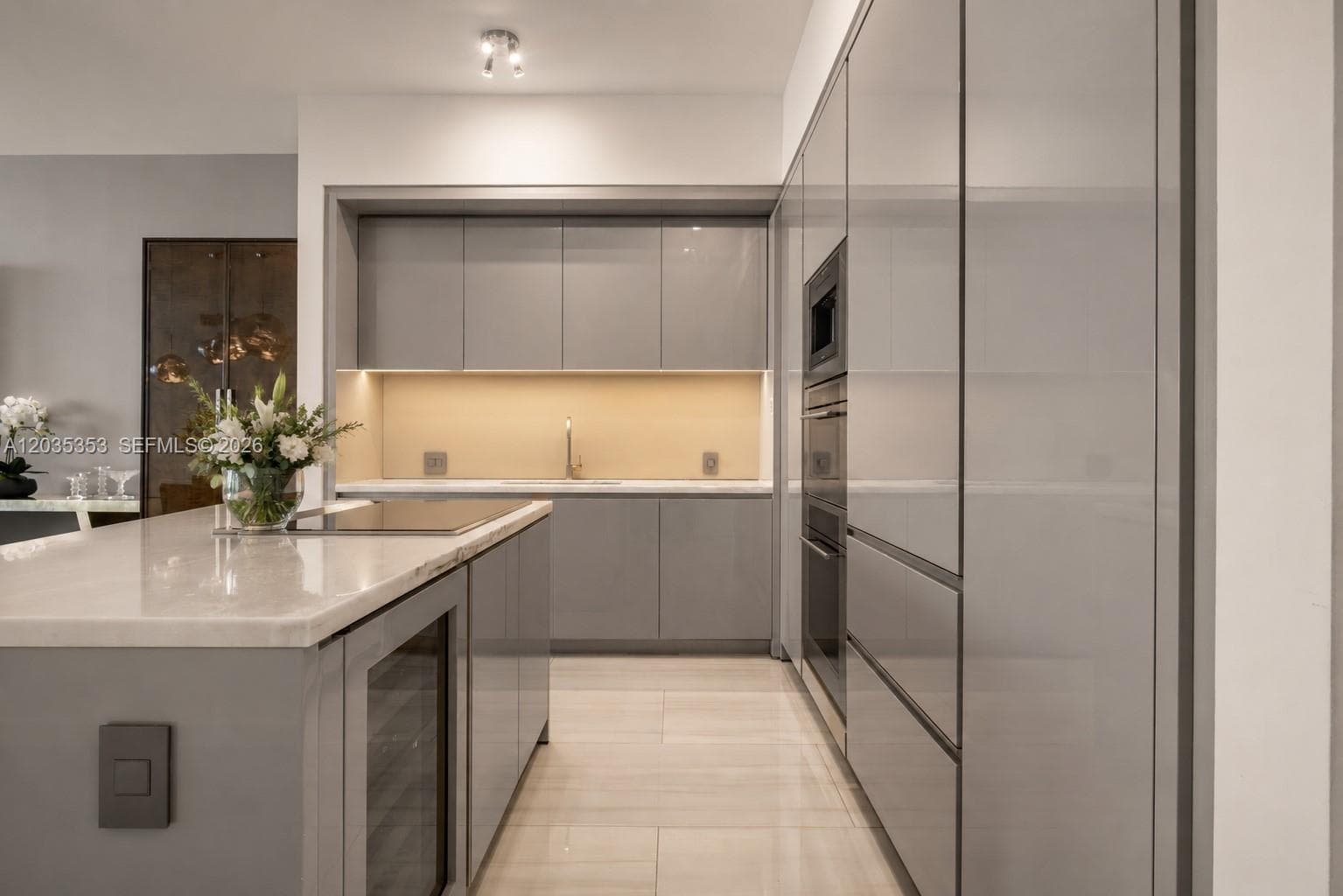 18975 Collins Ave 1802 photo 3