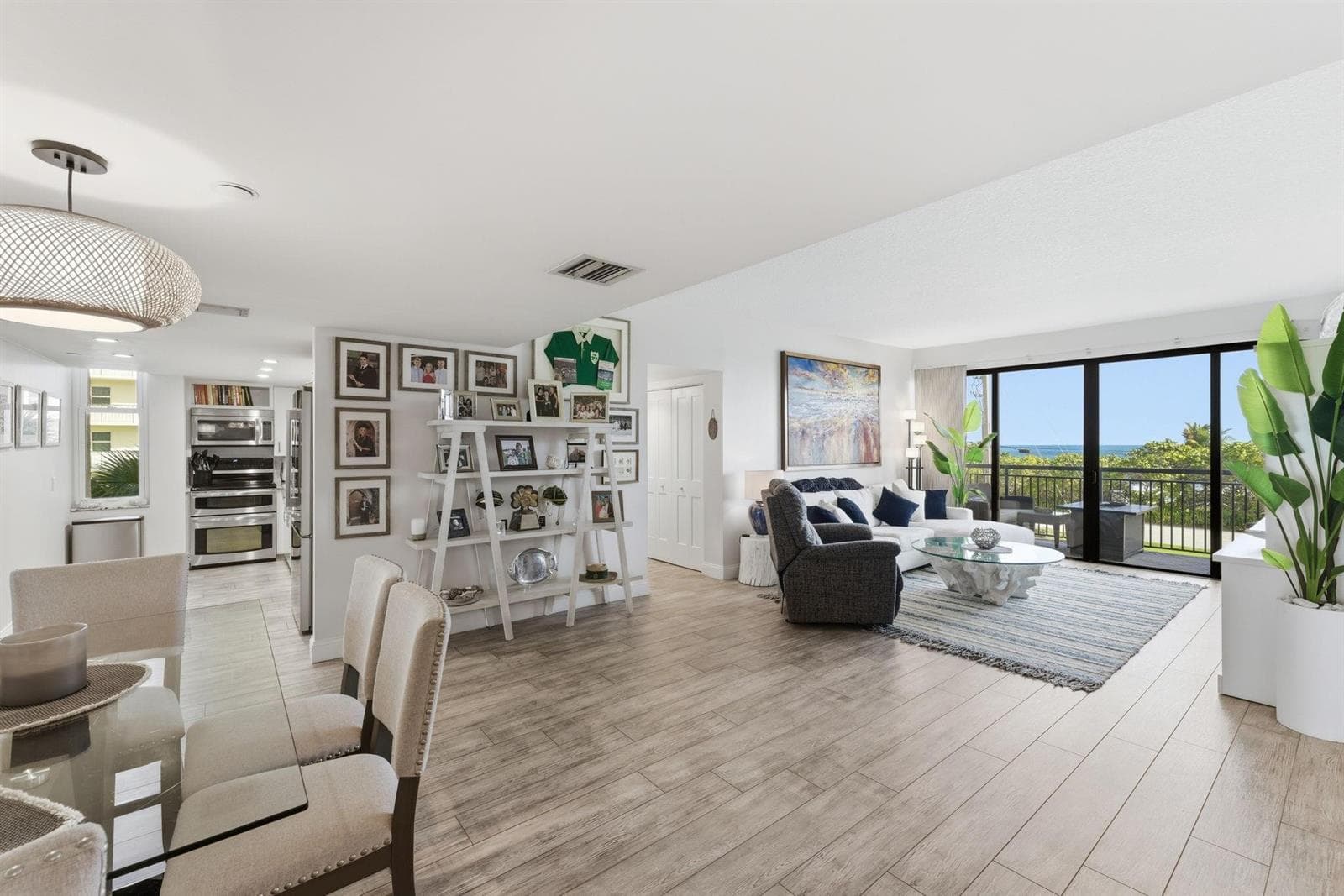 2727 N Ocean Boulevard Unit 301 photo 3