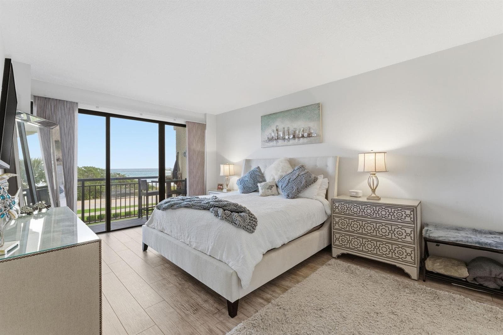 2727 N Ocean Boulevard Unit 301 photo 9