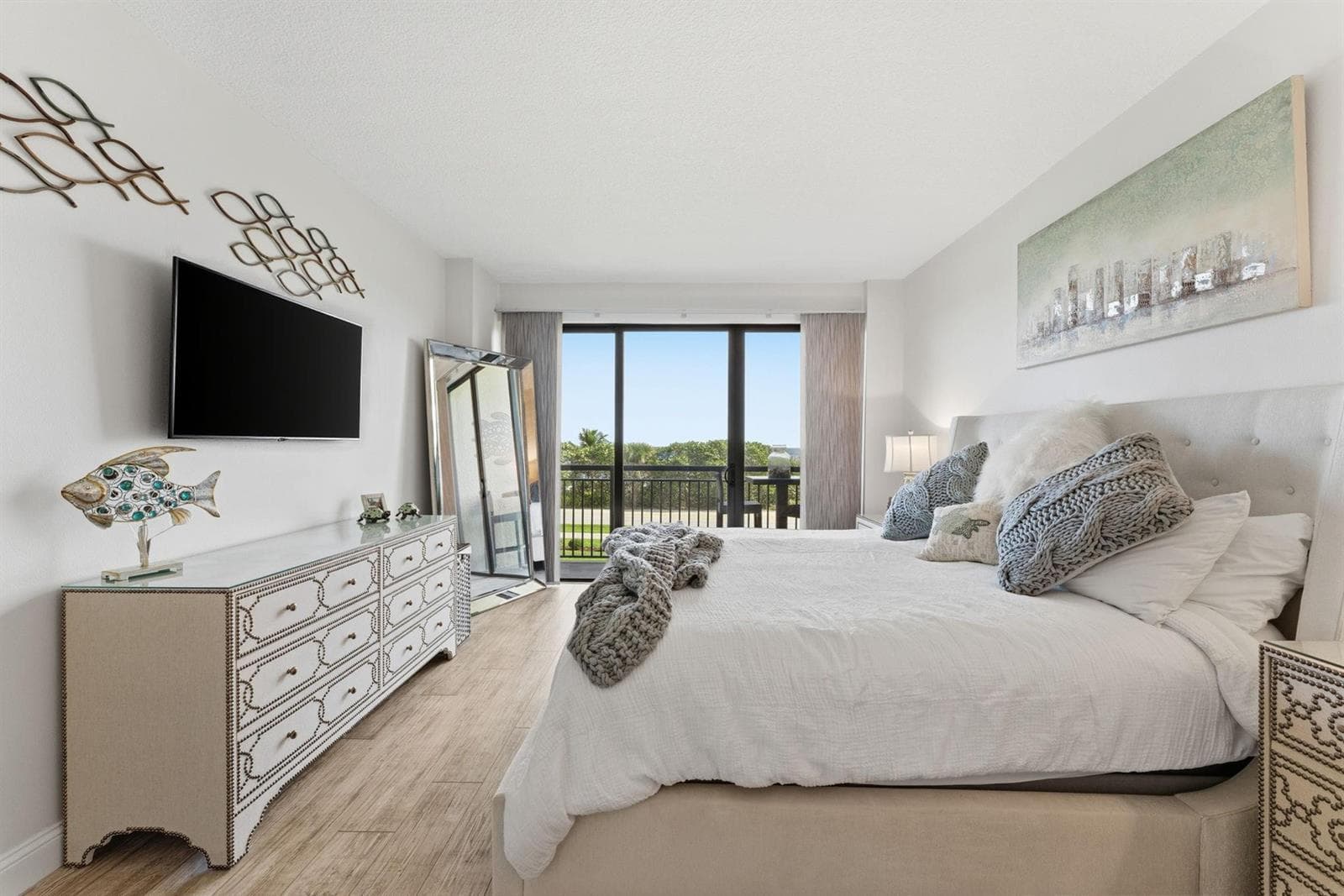 2727 N Ocean Boulevard Unit 301 photo 10