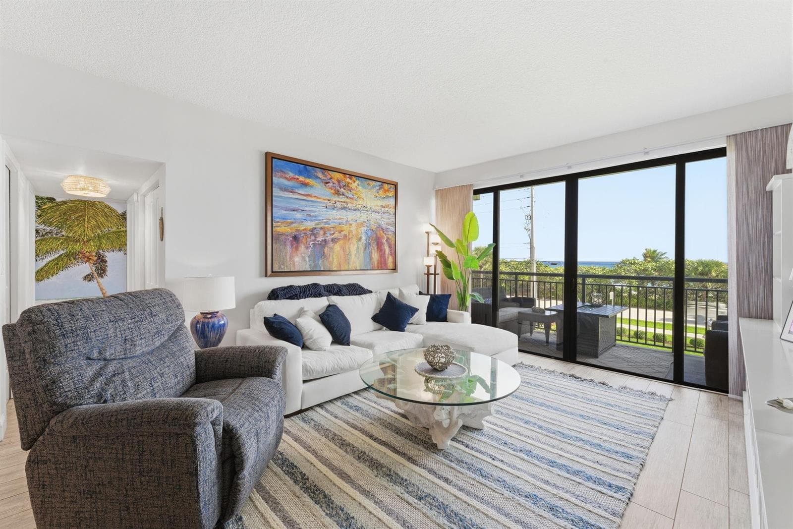 2727 N Ocean Boulevard Unit 301 photo 4