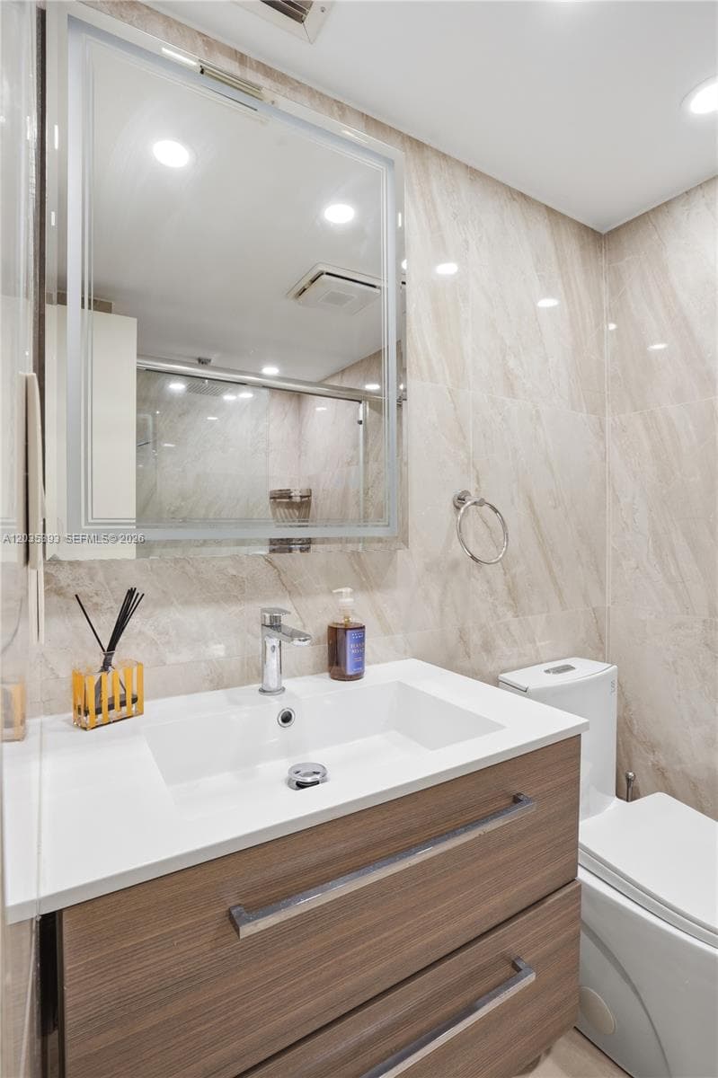 20505 E Country Club Dr 1739 photo 25