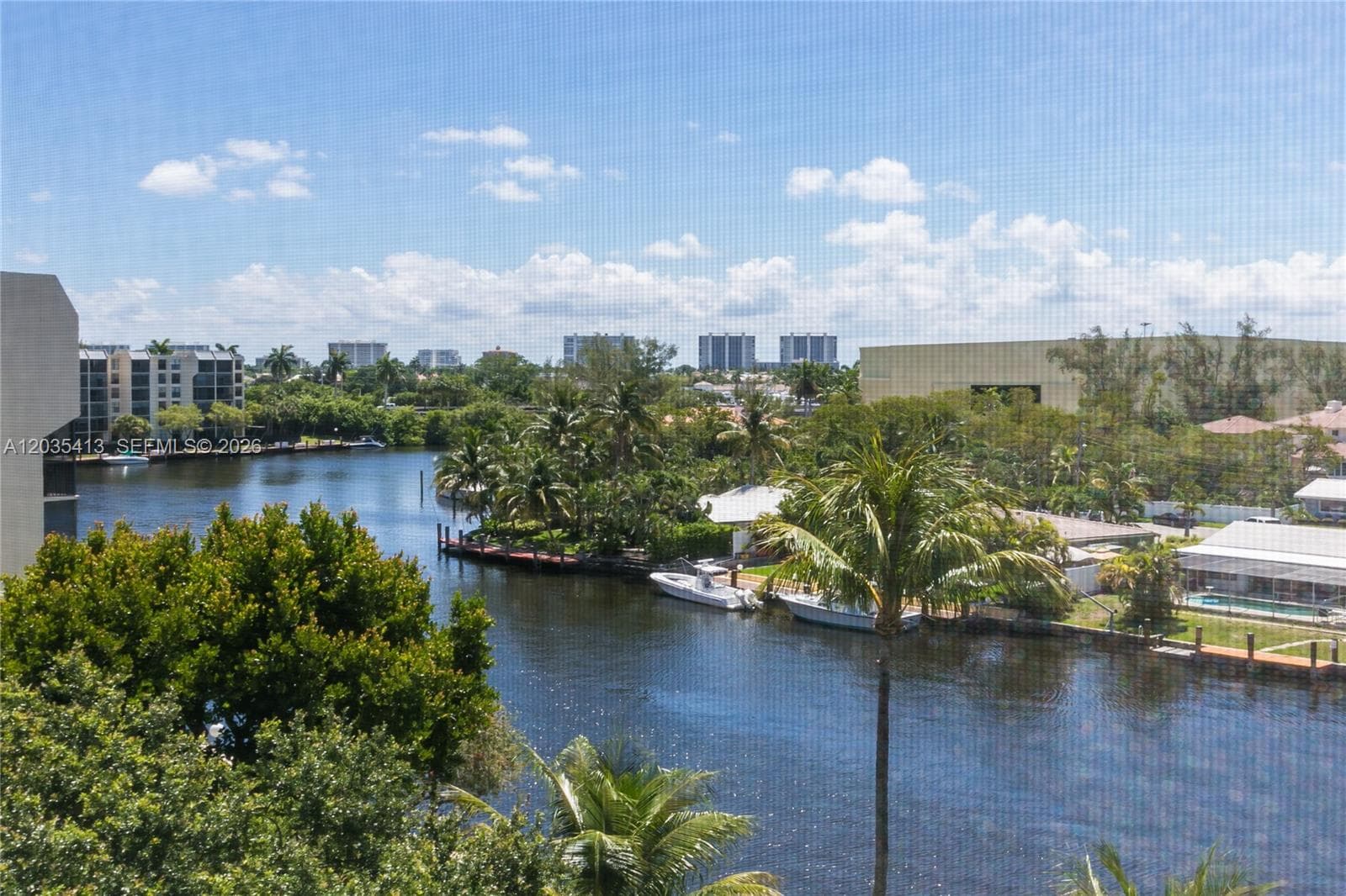 14 Royal Palm Way 601 photo 2