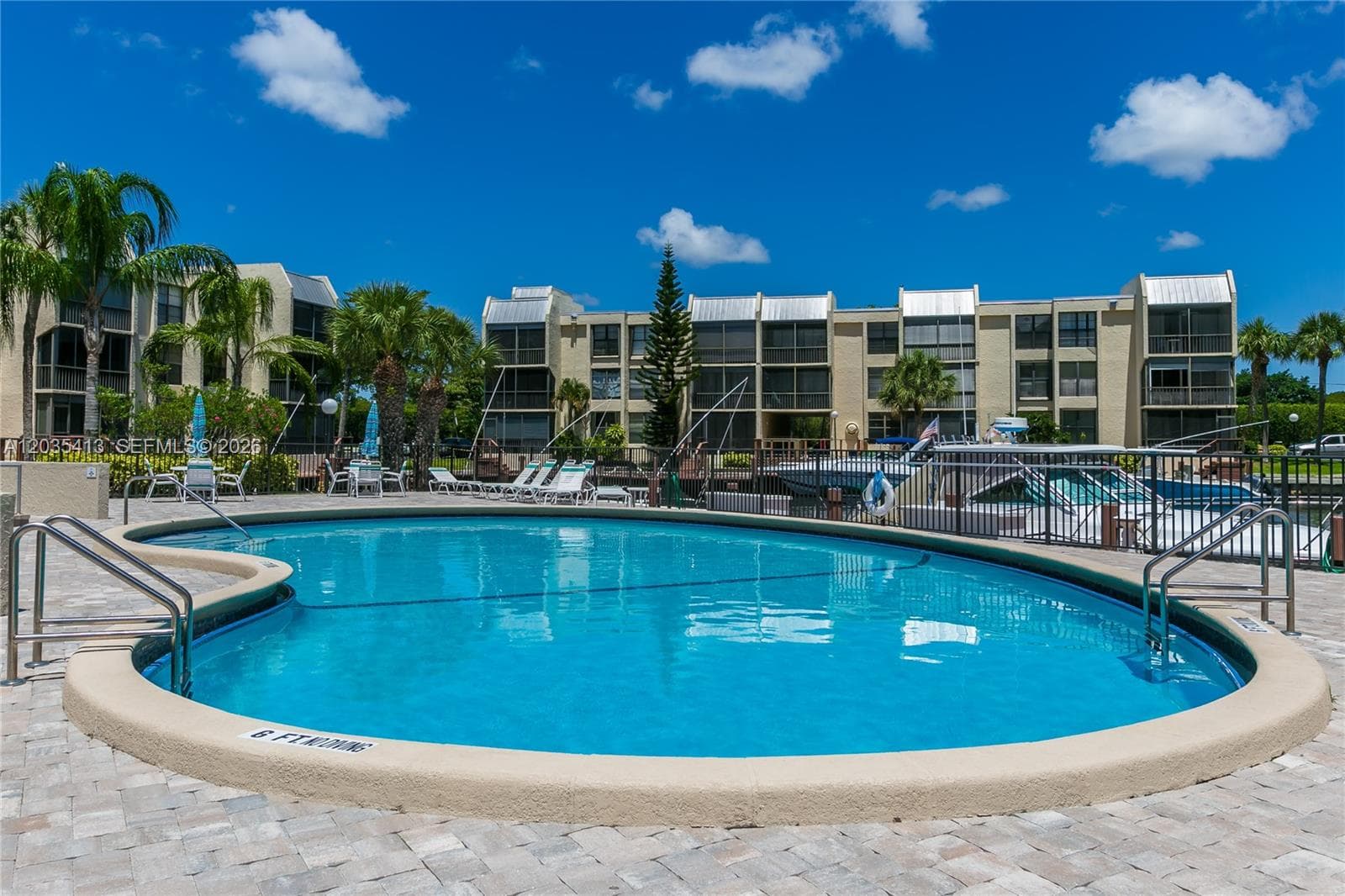 14 Royal Palm Way 601 photo 18