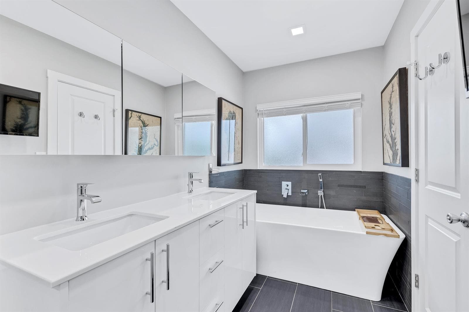 836 NE 72nd Street photo 9