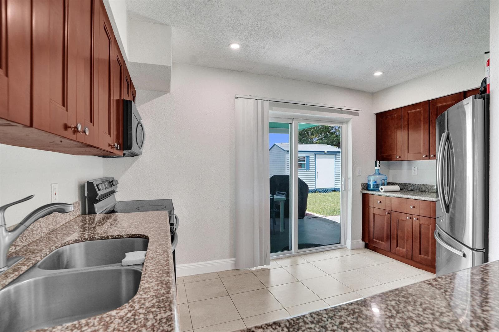 1218 SW 22nd Avenue photo 23