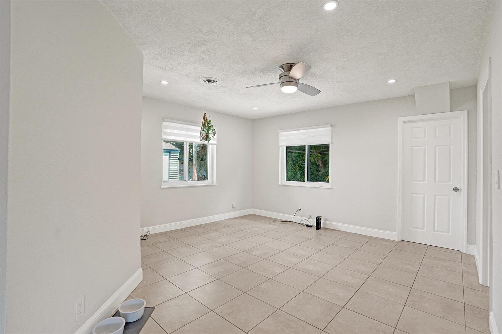 1218 SW 22nd Avenue photo 8