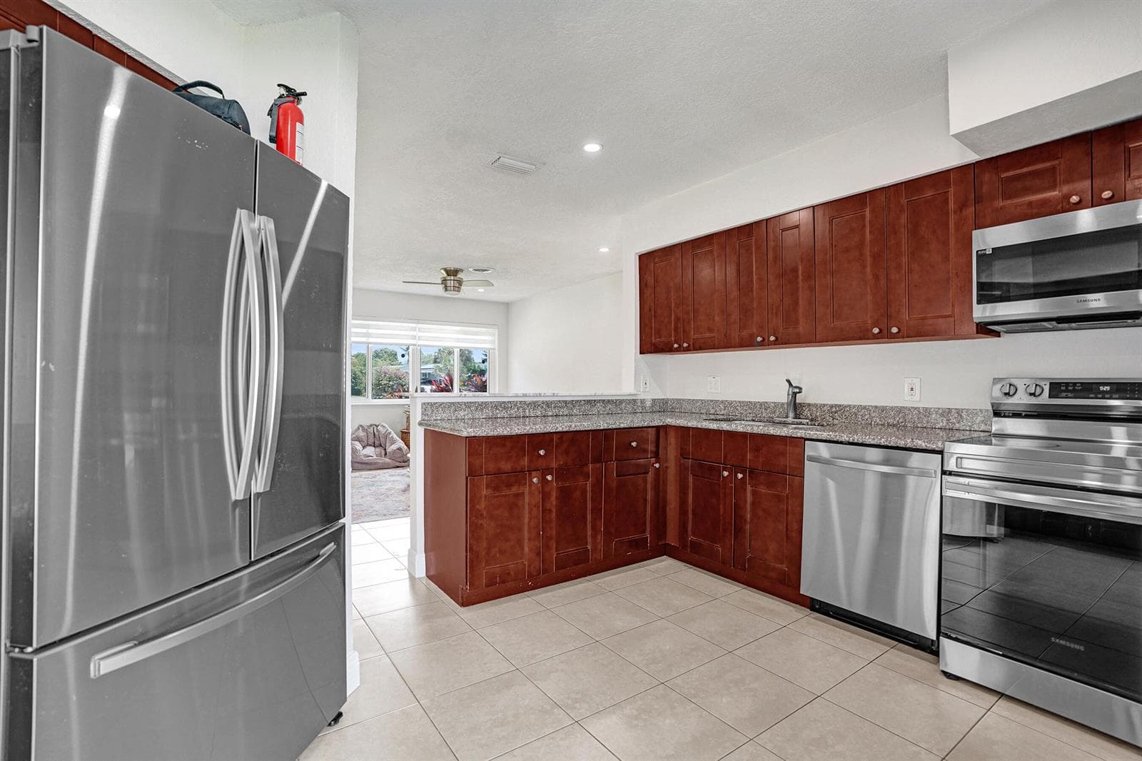 1218 SW 22nd Avenue photo 21