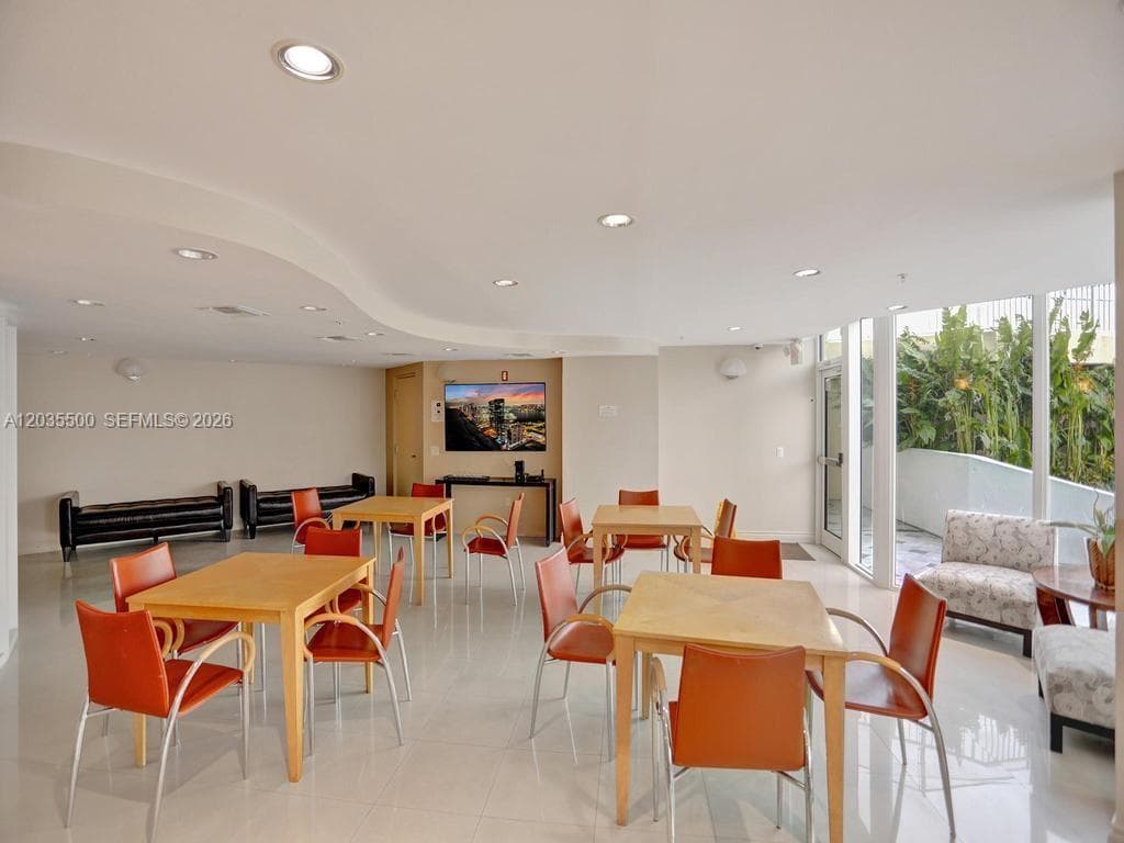 3370 Hidden Bay Dr 2107 photo 17