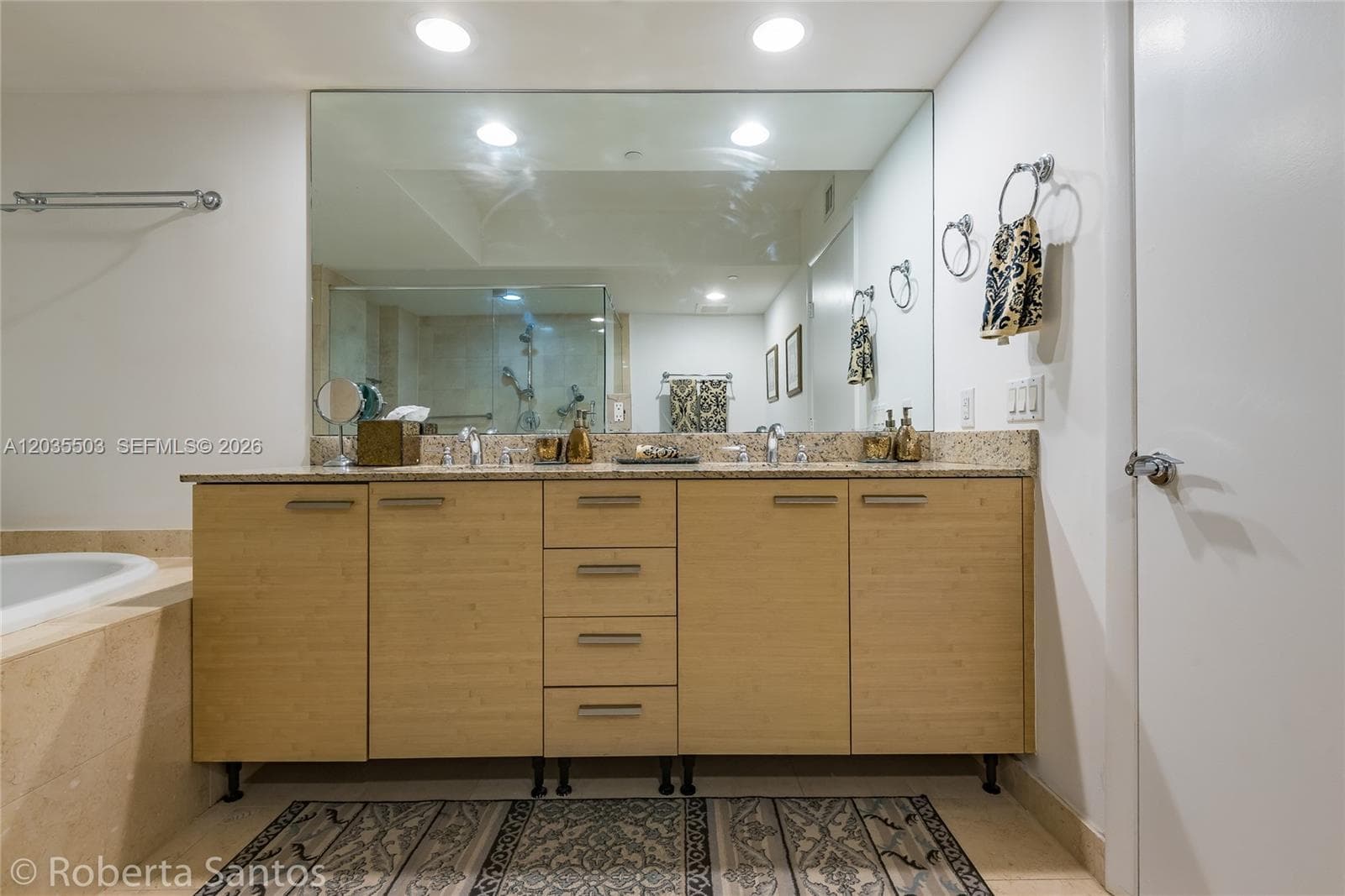 1830 S Ocean Dr 2410 photo 16