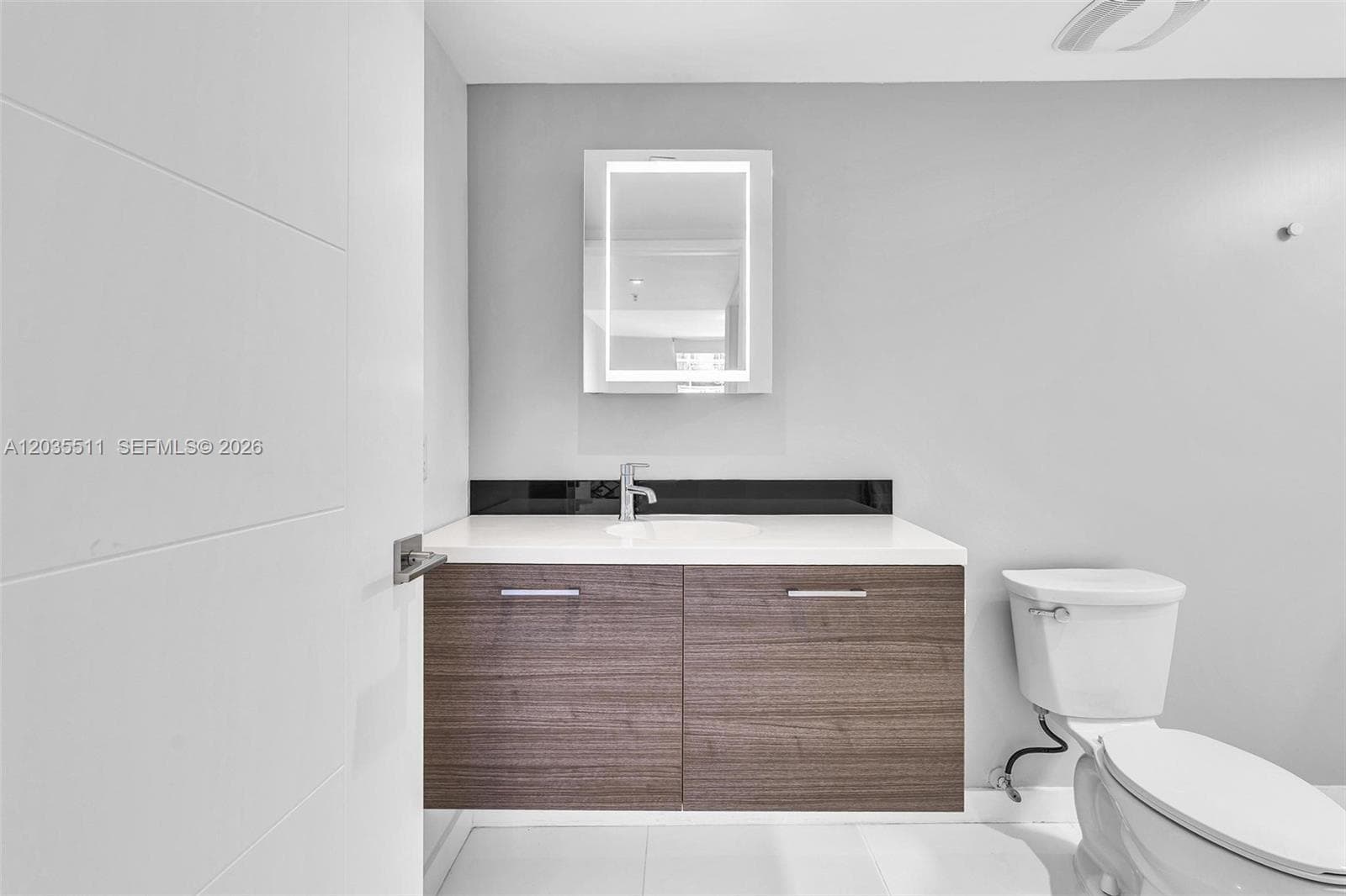 9901 E Bay Harbor Dr 802 photo 17