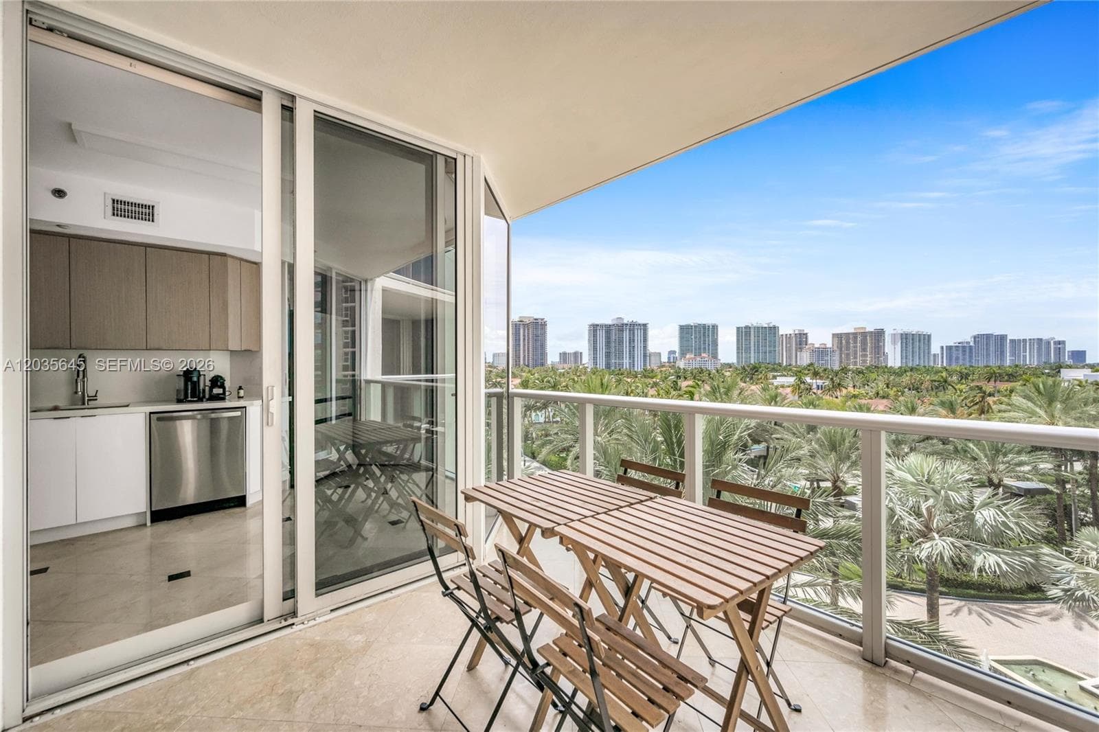 19333 Collins Ave 709 photo 7
