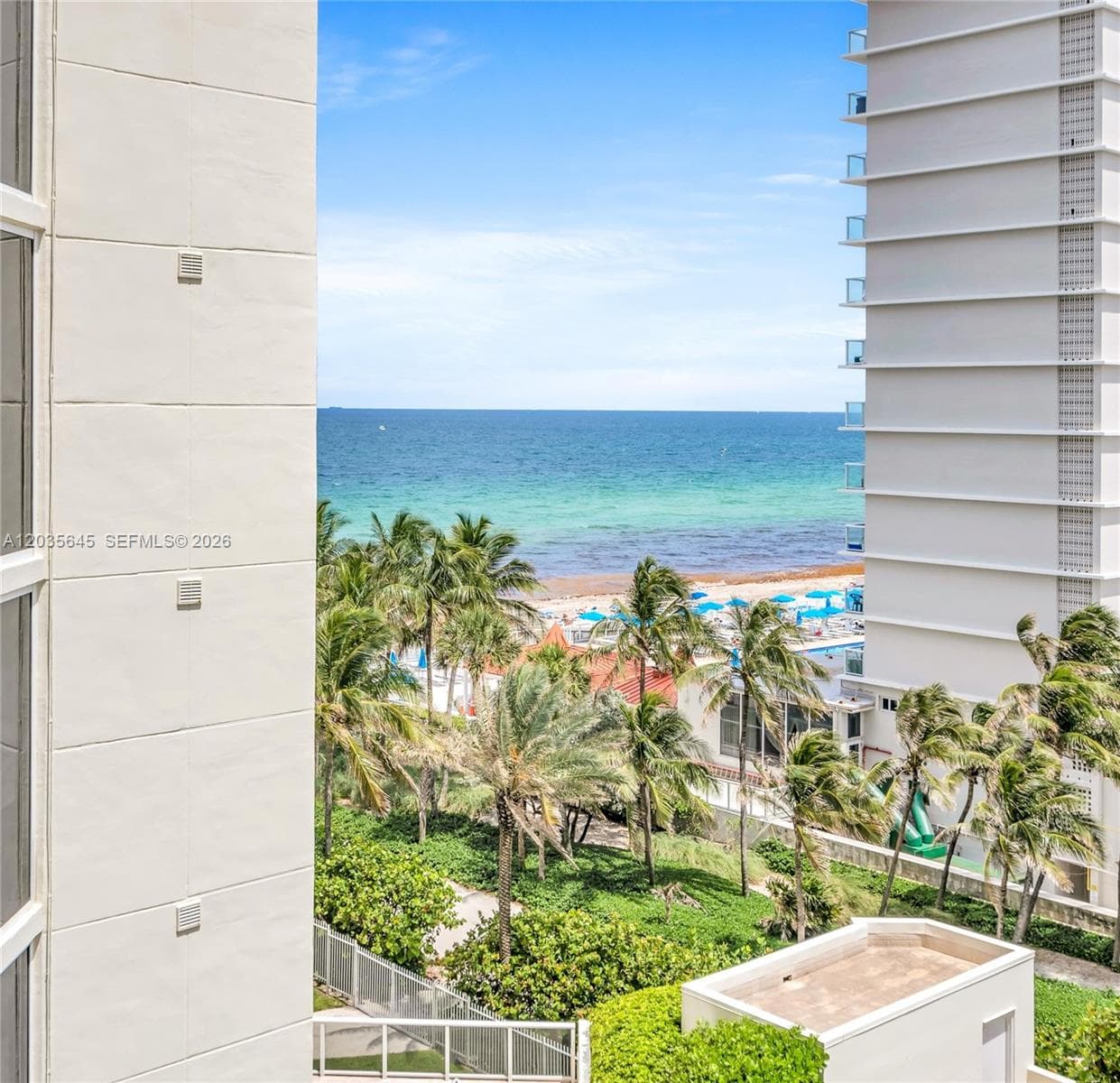 19333 Collins Ave 709 photo 9
