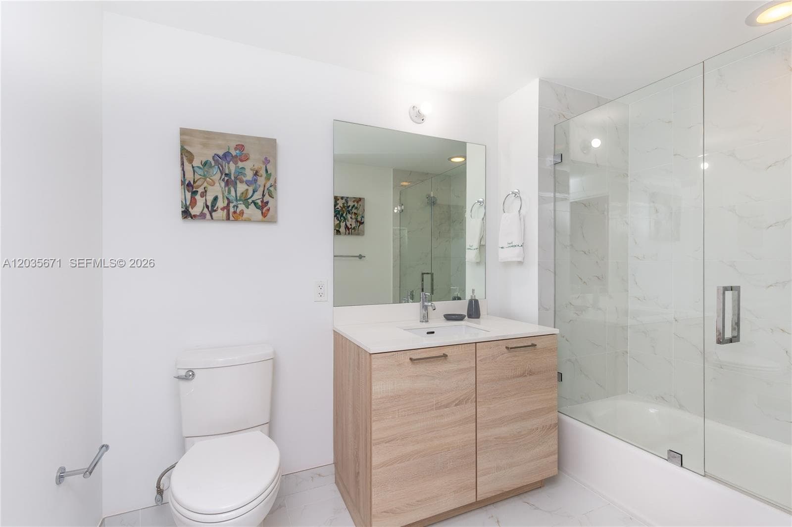 16385 Biscayne Blvd 1805 photo 25