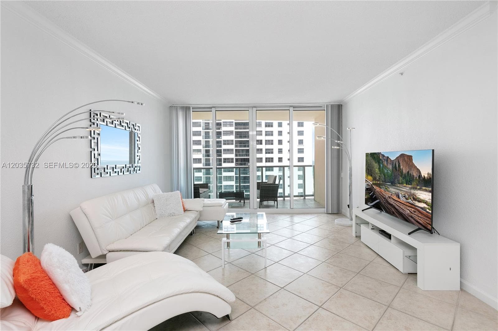 2501 S Ocean Dr 1008 photo 6