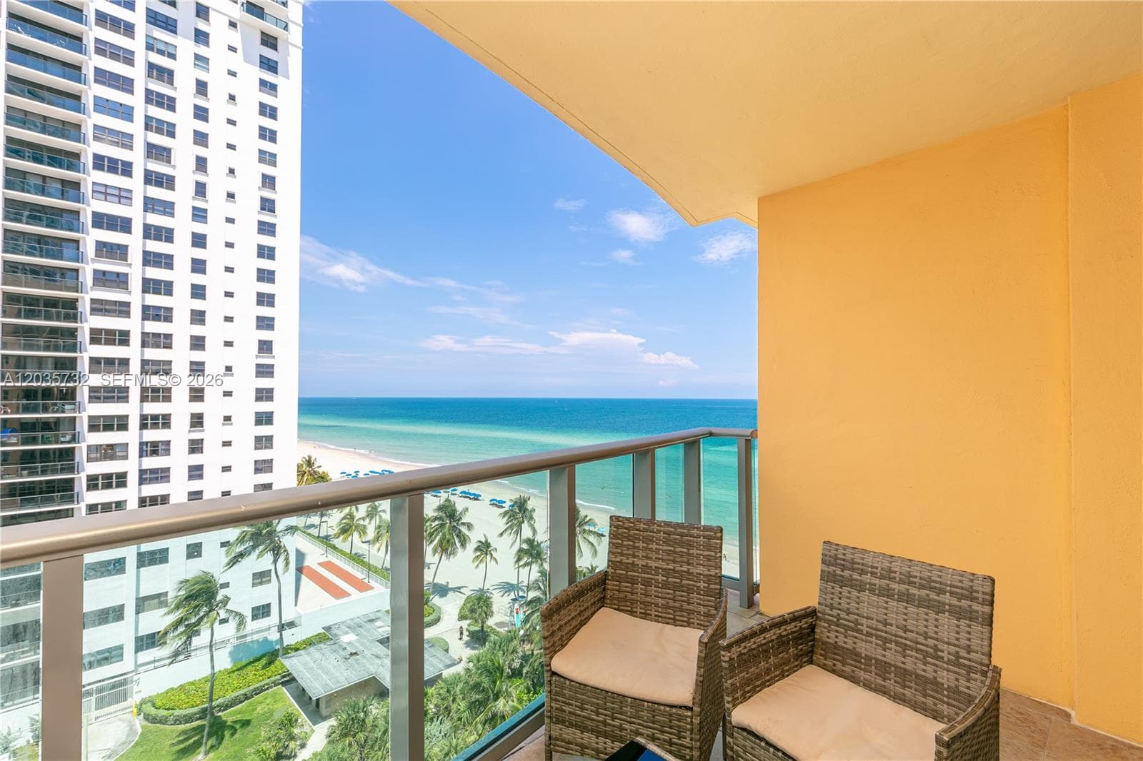 2501 S Ocean Dr 1008 photo 3