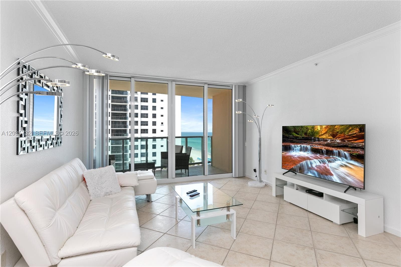 2501 S Ocean Dr 1008 photo 1