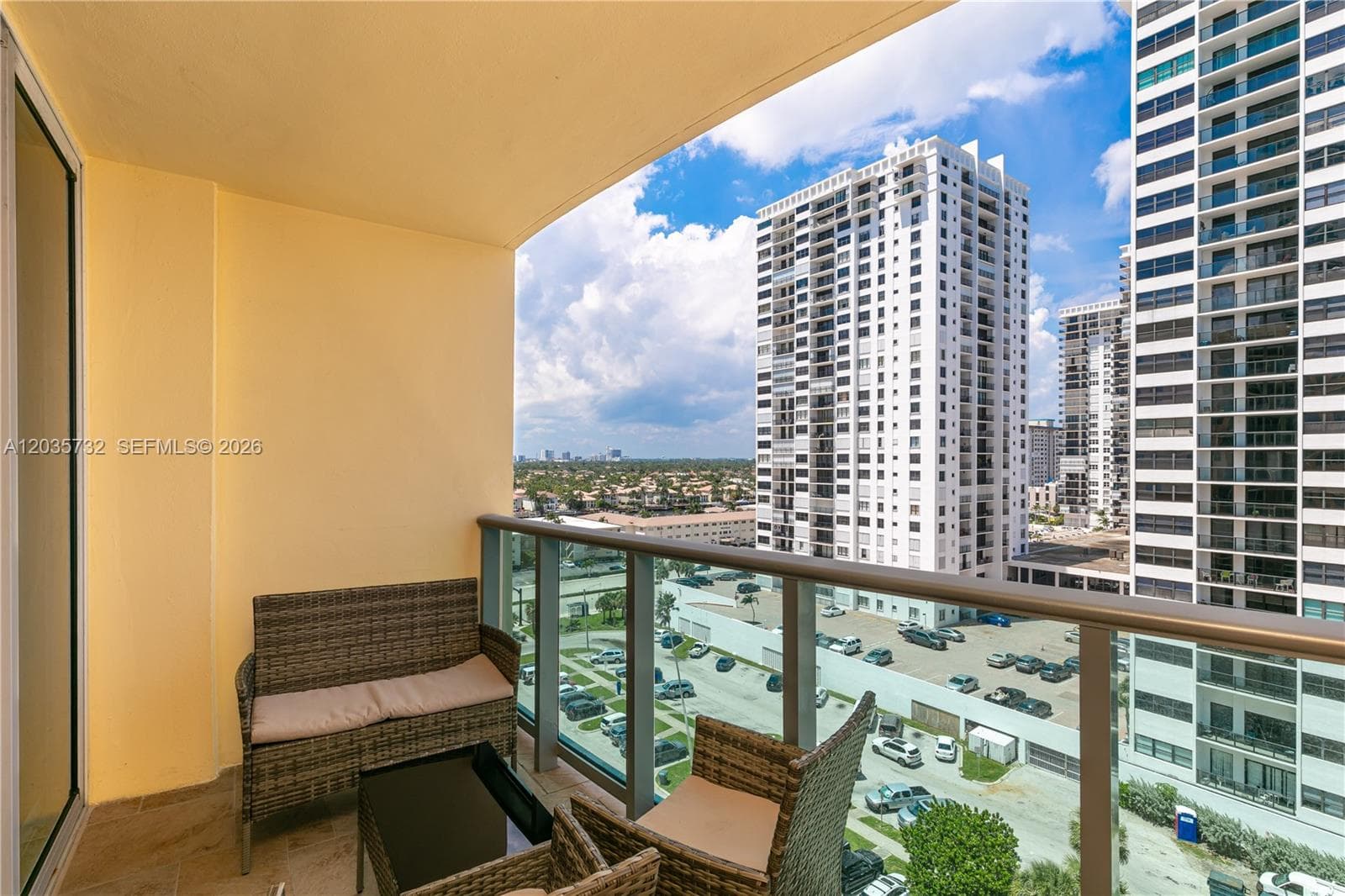 2501 S Ocean Dr 1008 photo 21