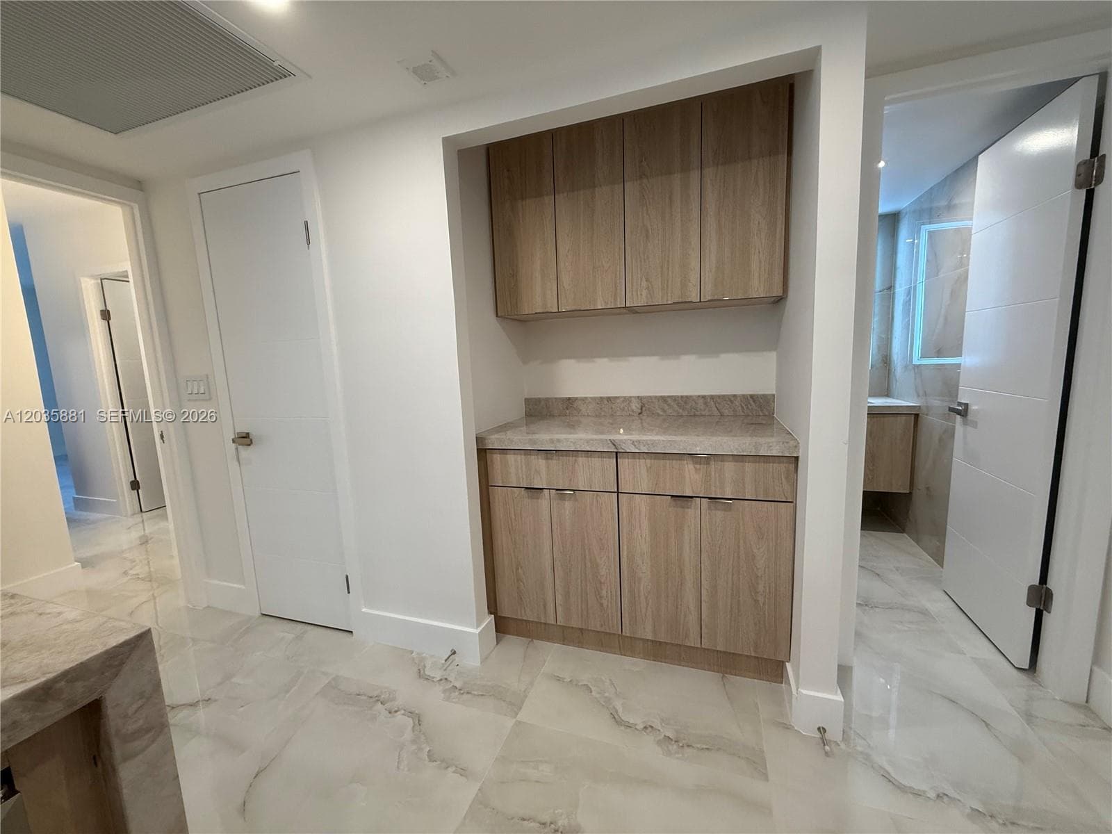 19390 Collins Ave 224 photo 17