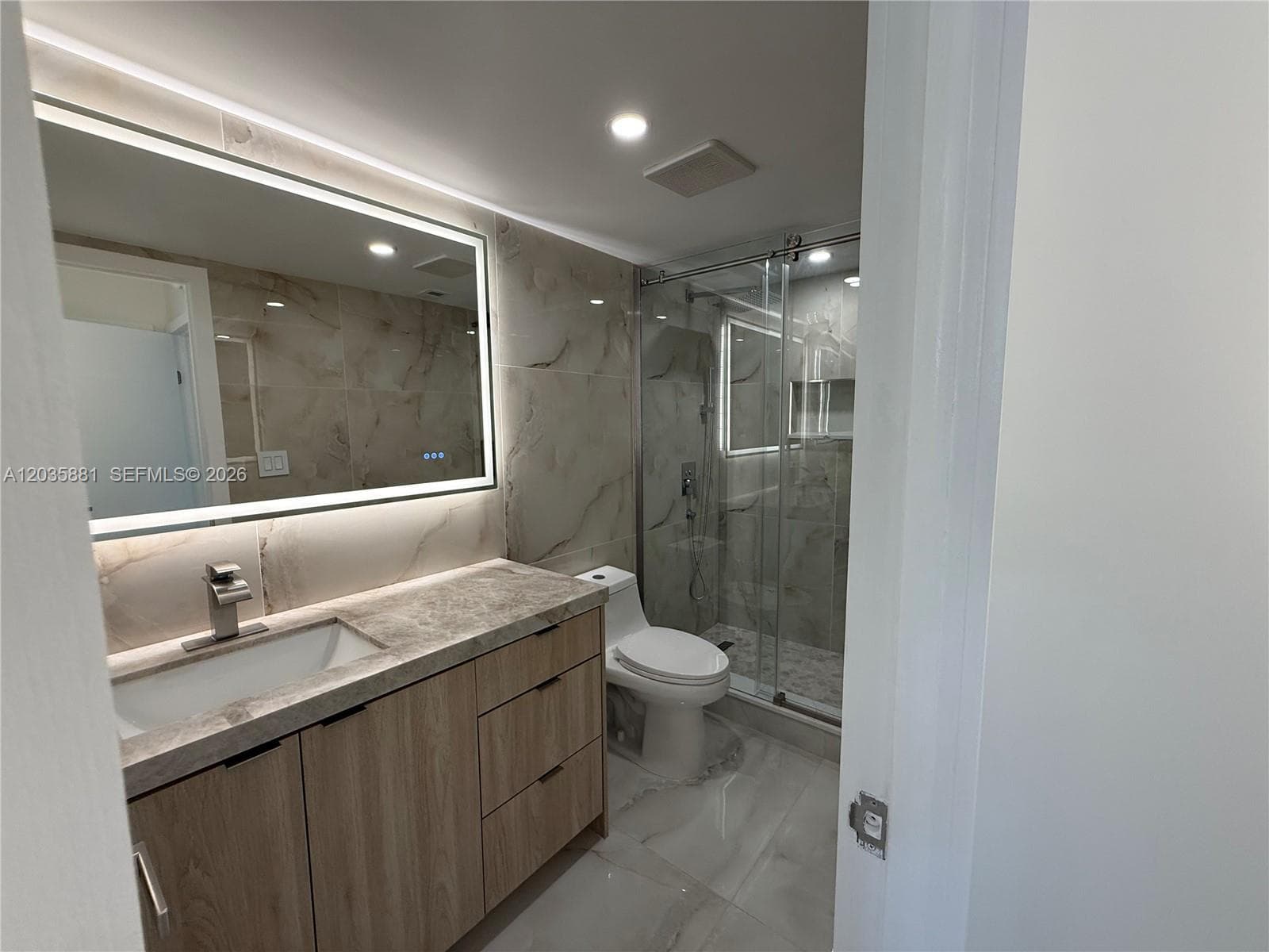 19390 Collins Ave 224 photo 25