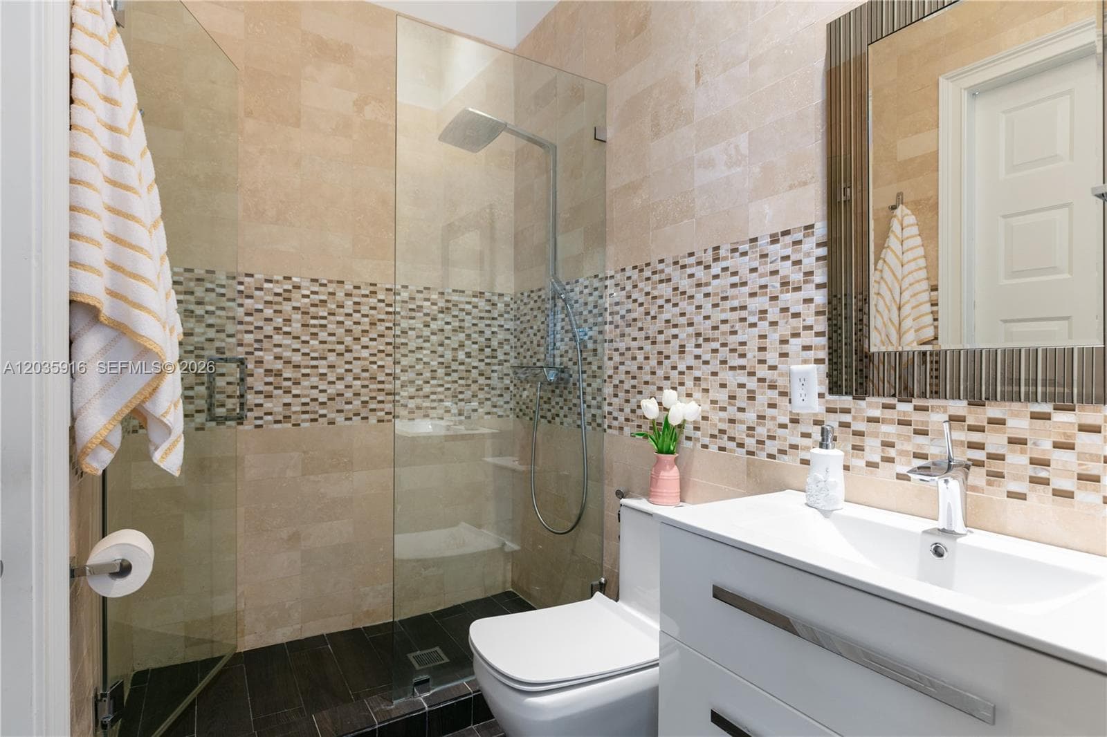 954 Sanibel Dr 954 photo 19