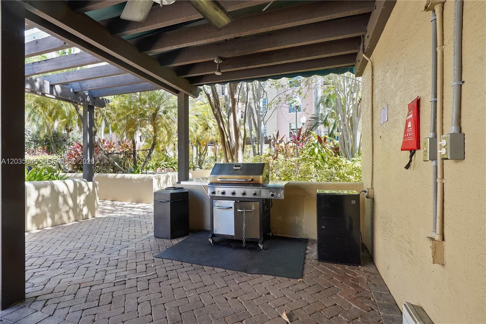 520 SE 5th Ave 2307 photo 24