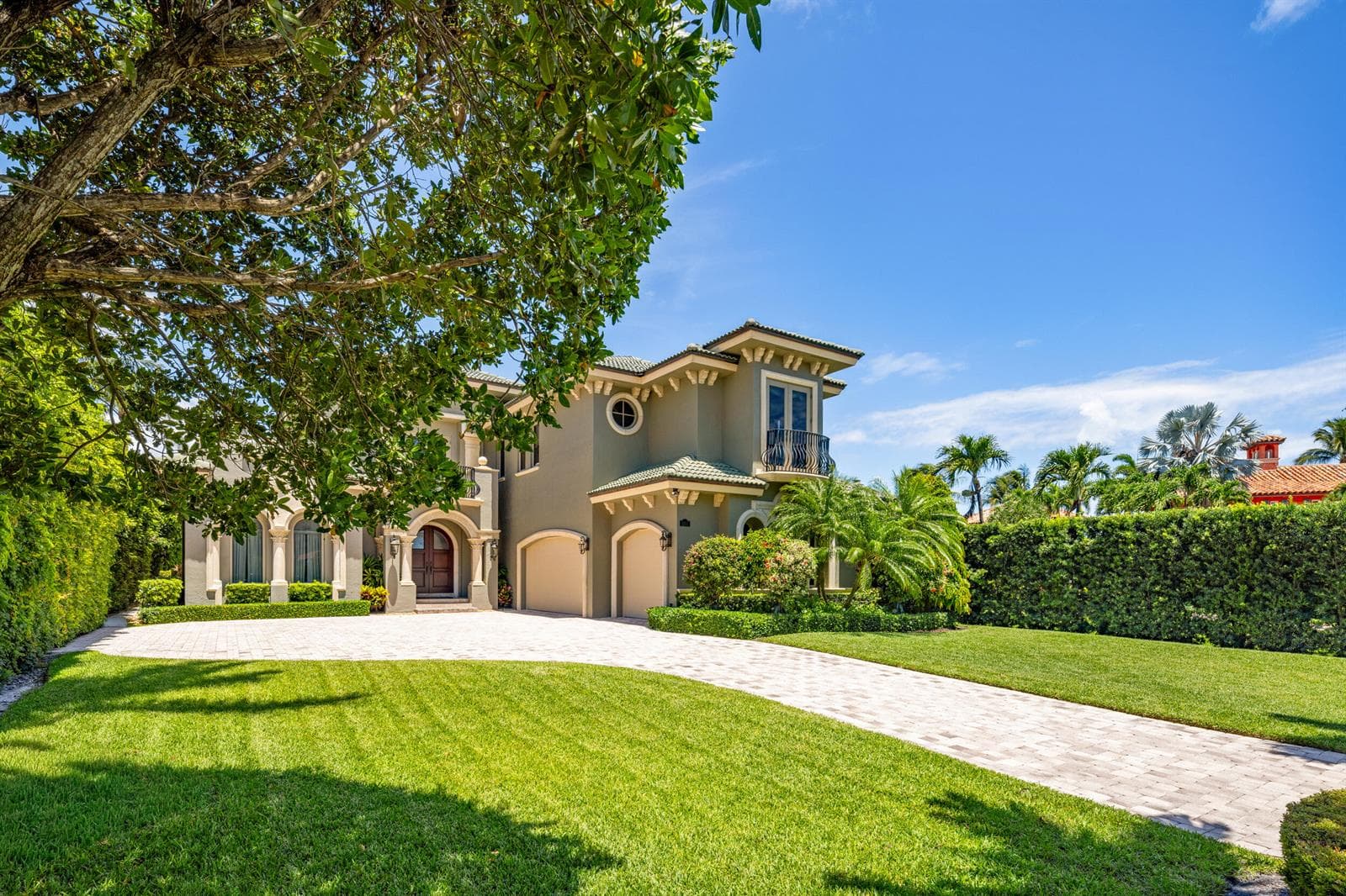 1207 N Atlantic Drive photo 4
