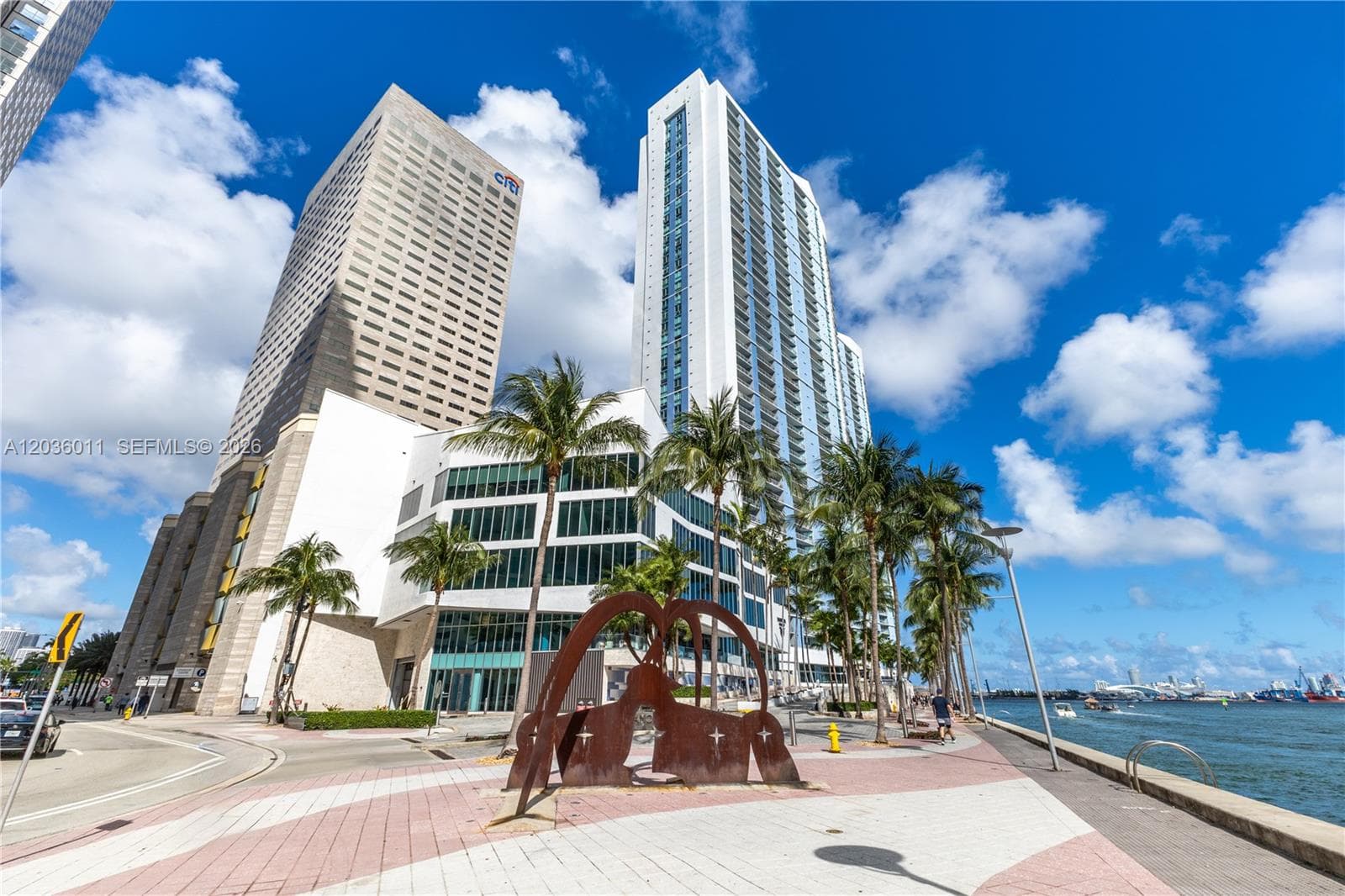 325 S Biscayne Blvd 4015 photo 24