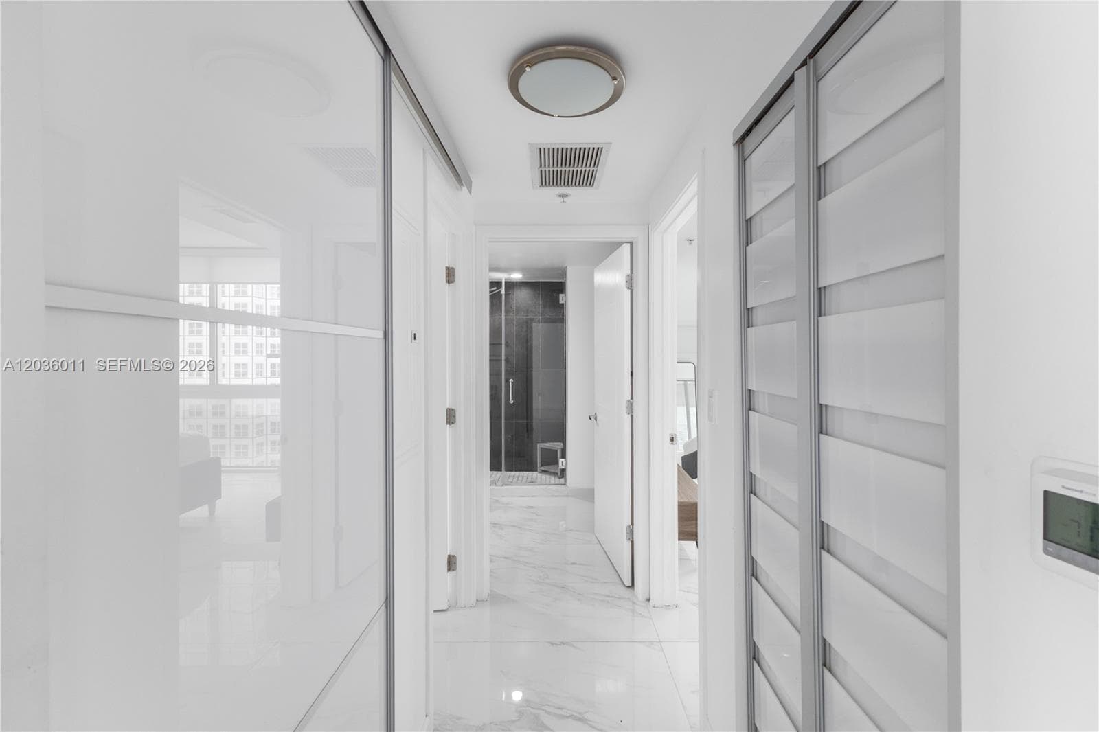 325 S Biscayne Blvd 4015 photo 21
