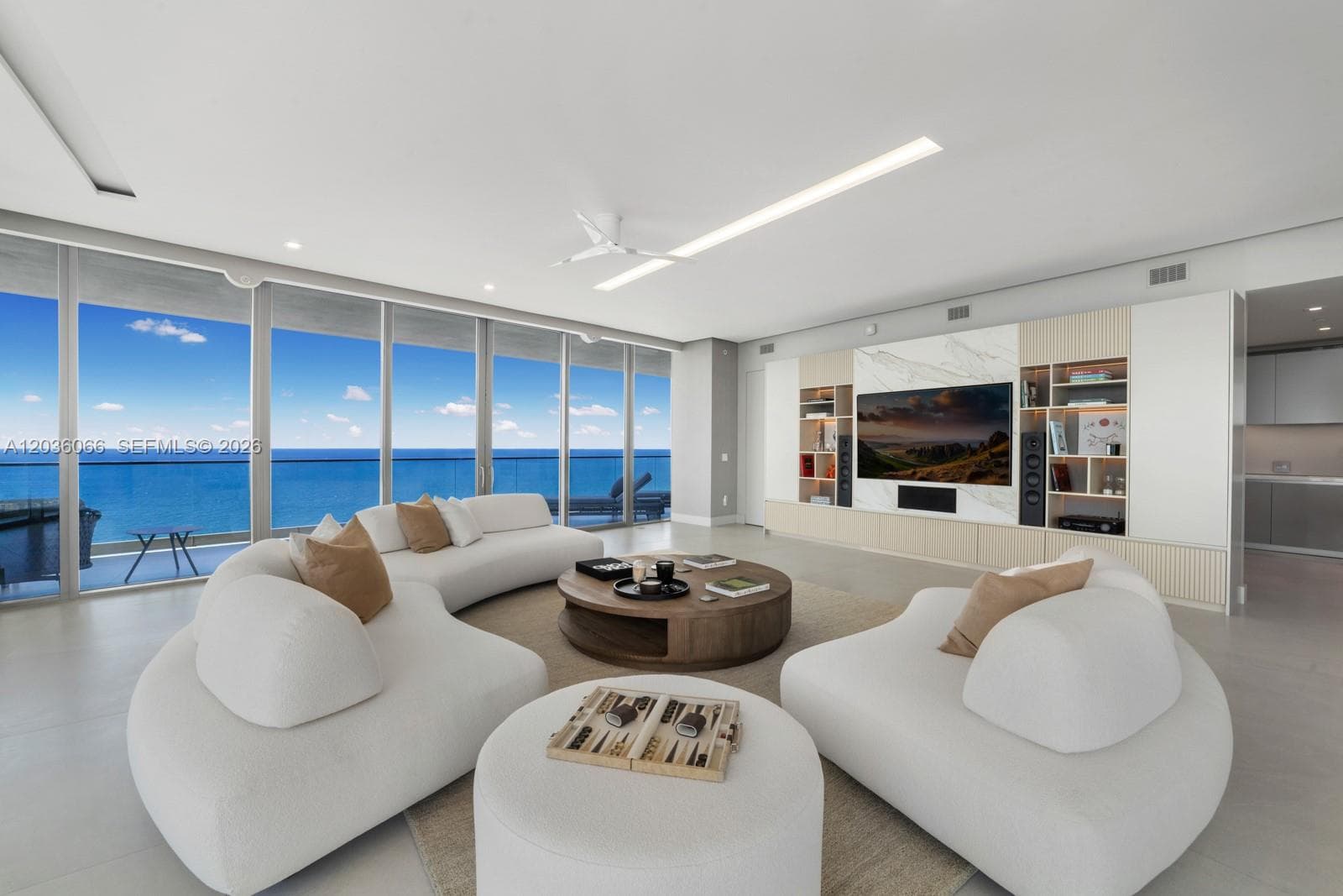 18975 Collins Ave 3000 photo 3